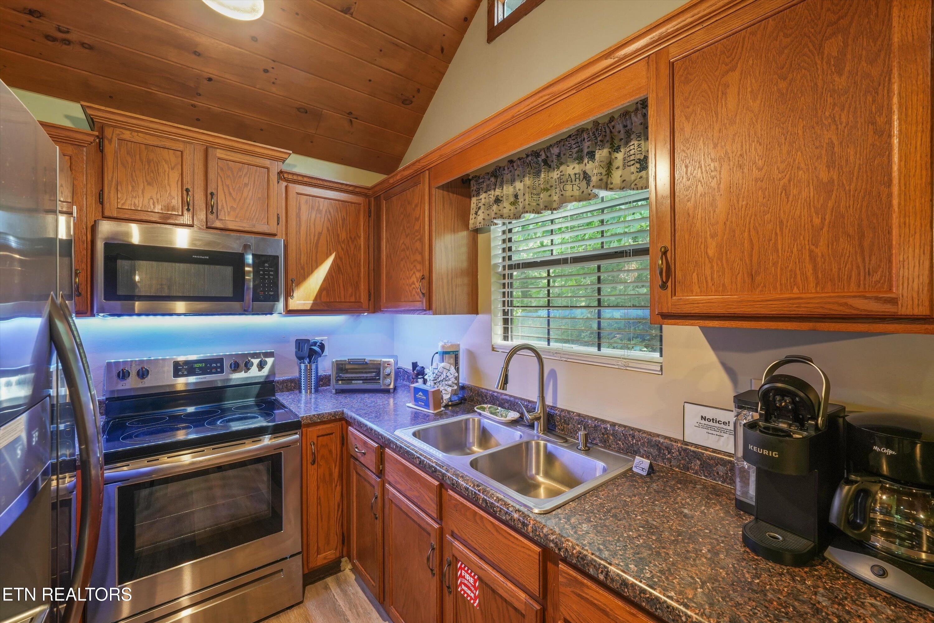 2113 Applewood Road Sevierville TN 37862