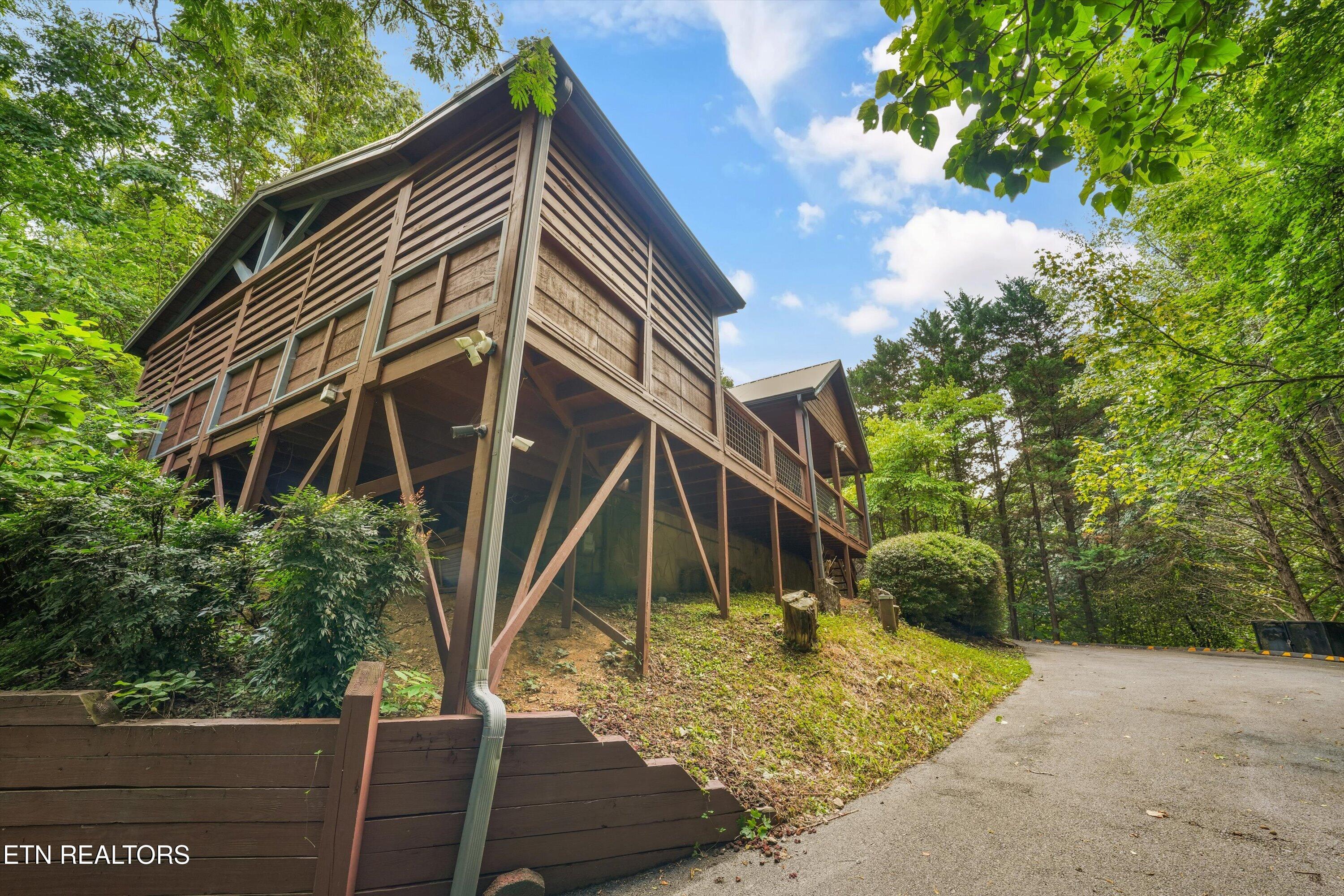 2113 Applewood Road Sevierville TN 37862