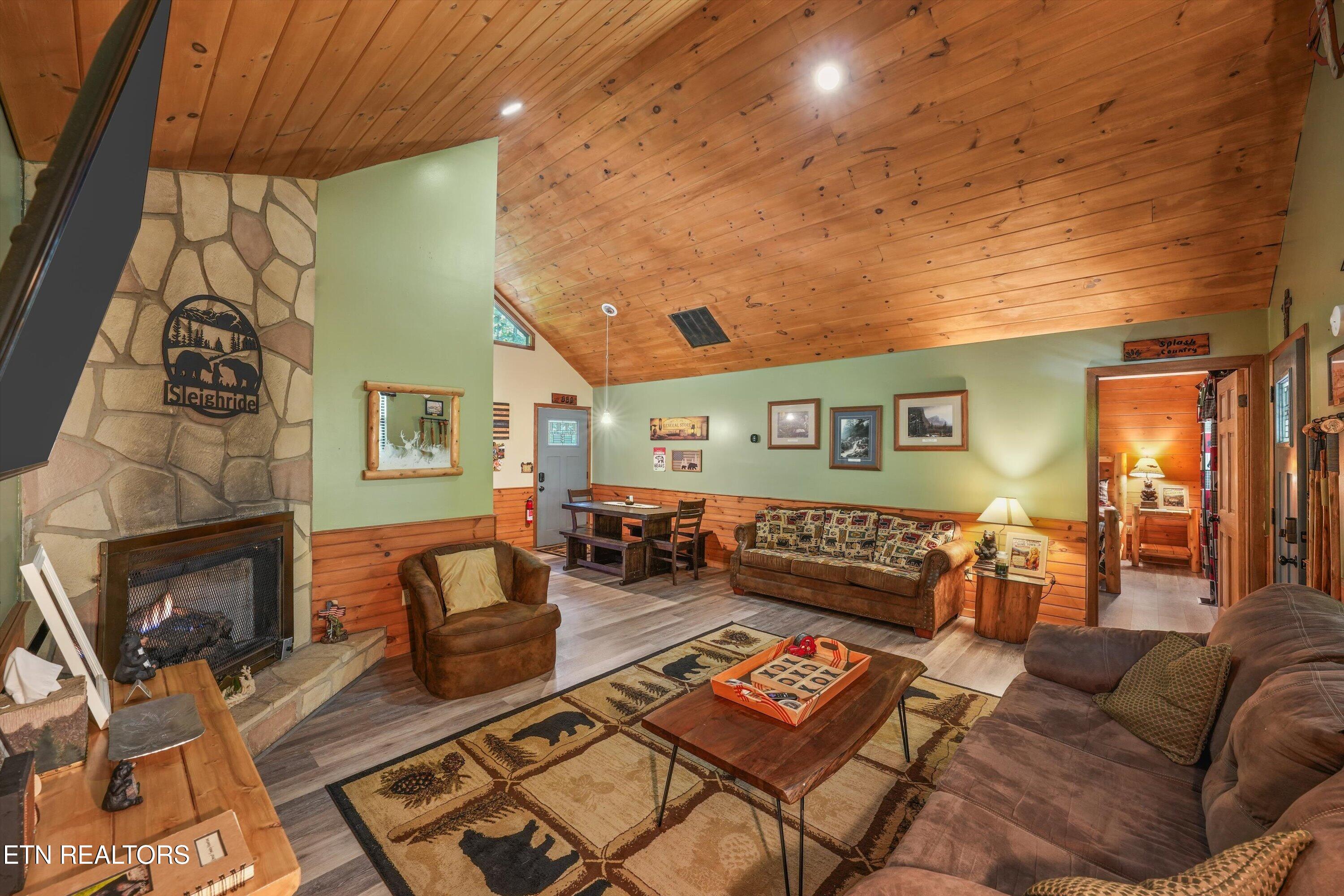 2113 Applewood Road Sevierville TN 37862