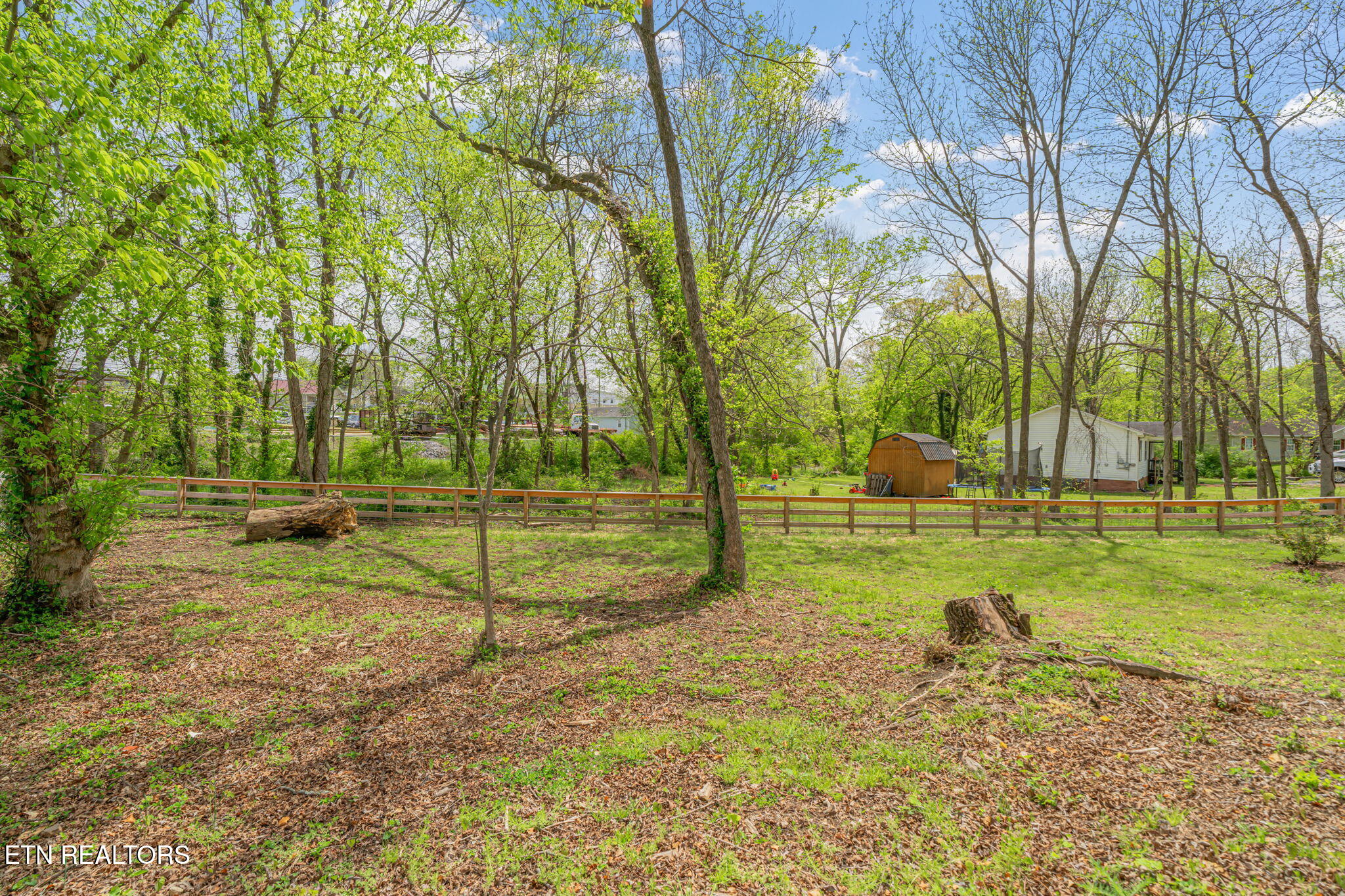 111 Oak Street Athens TN 37303