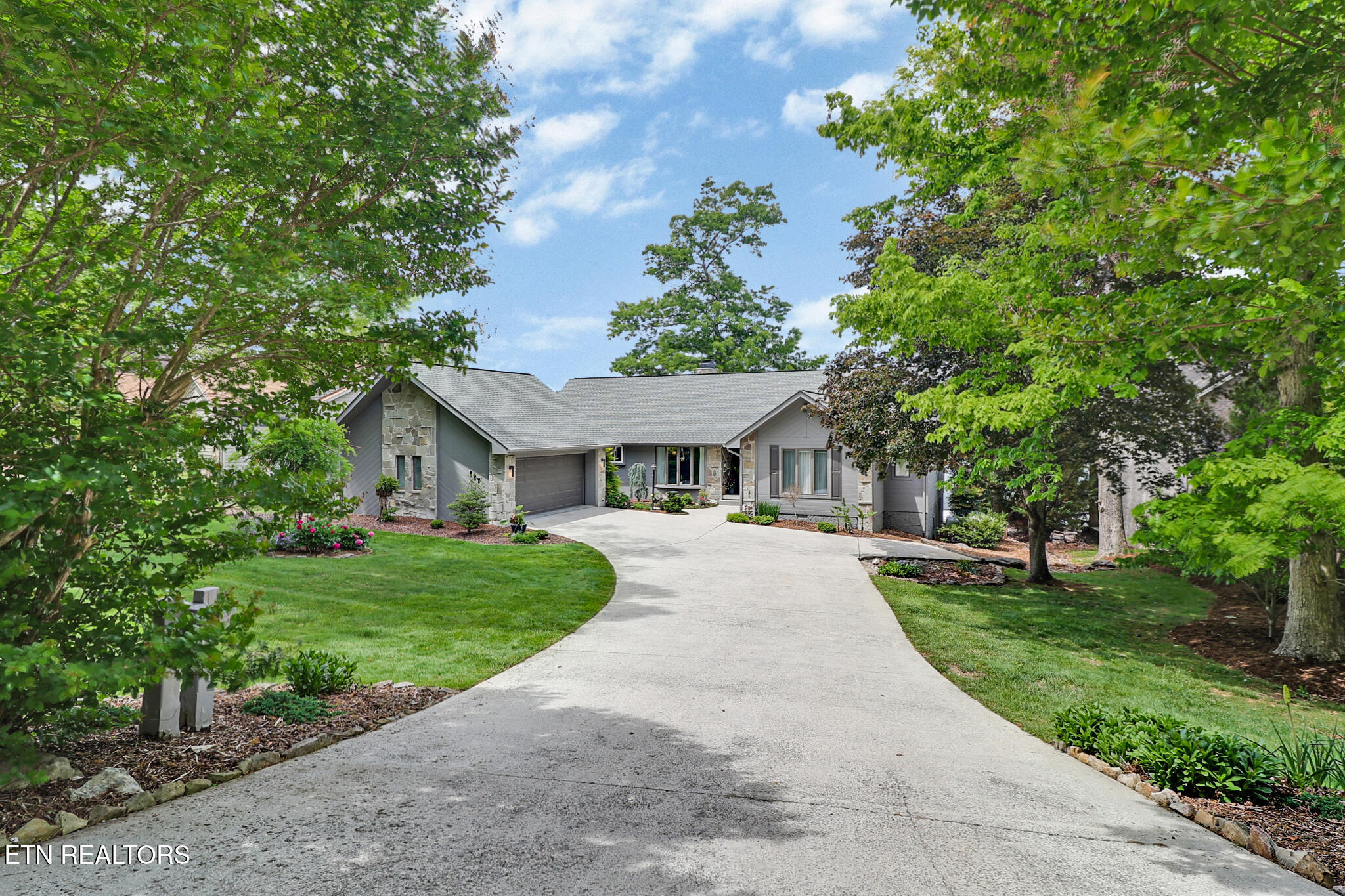 197 Markham Lane Crossville TN 38558