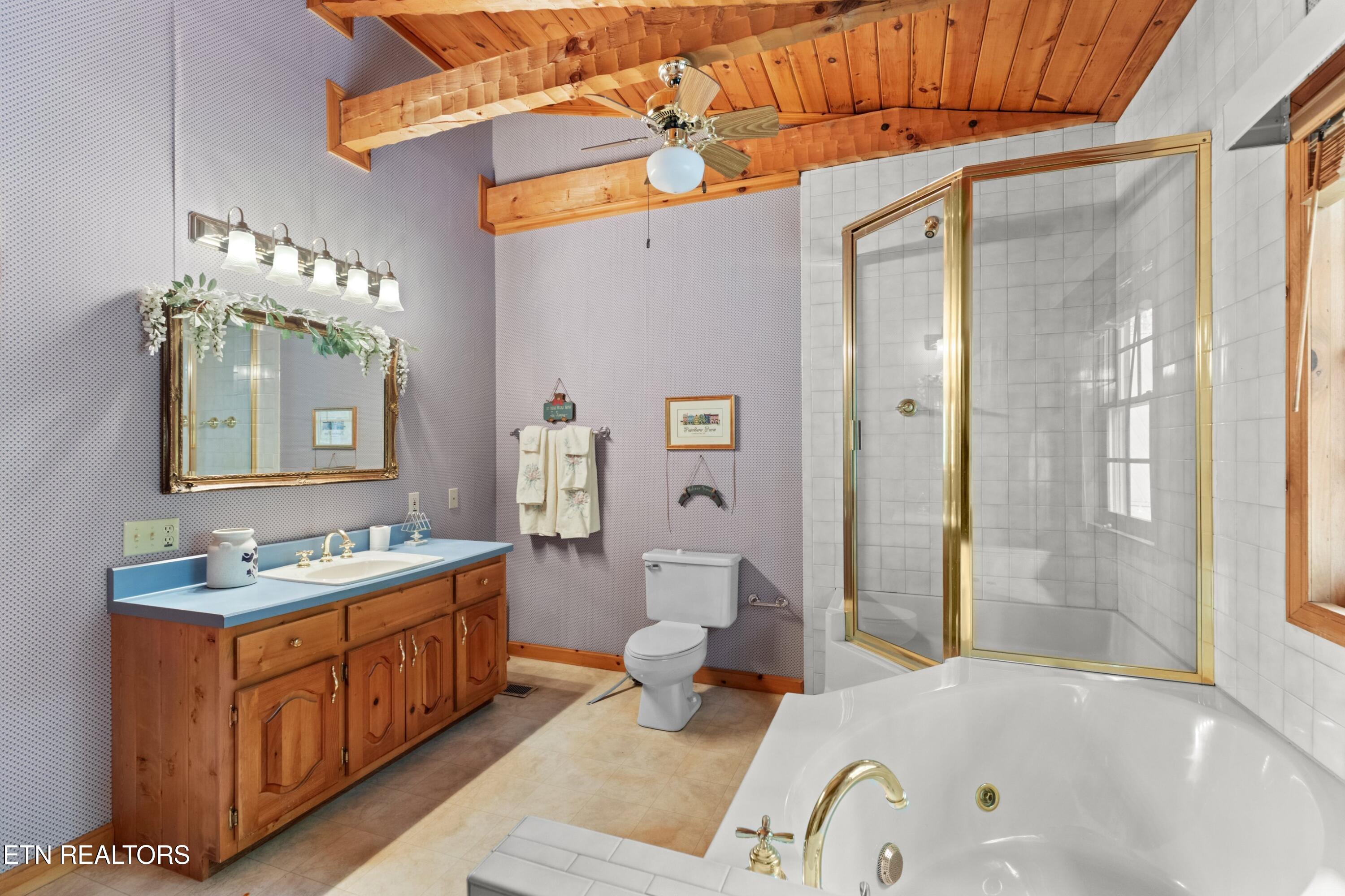 257 Jones Lane Mooresburg TN 37811