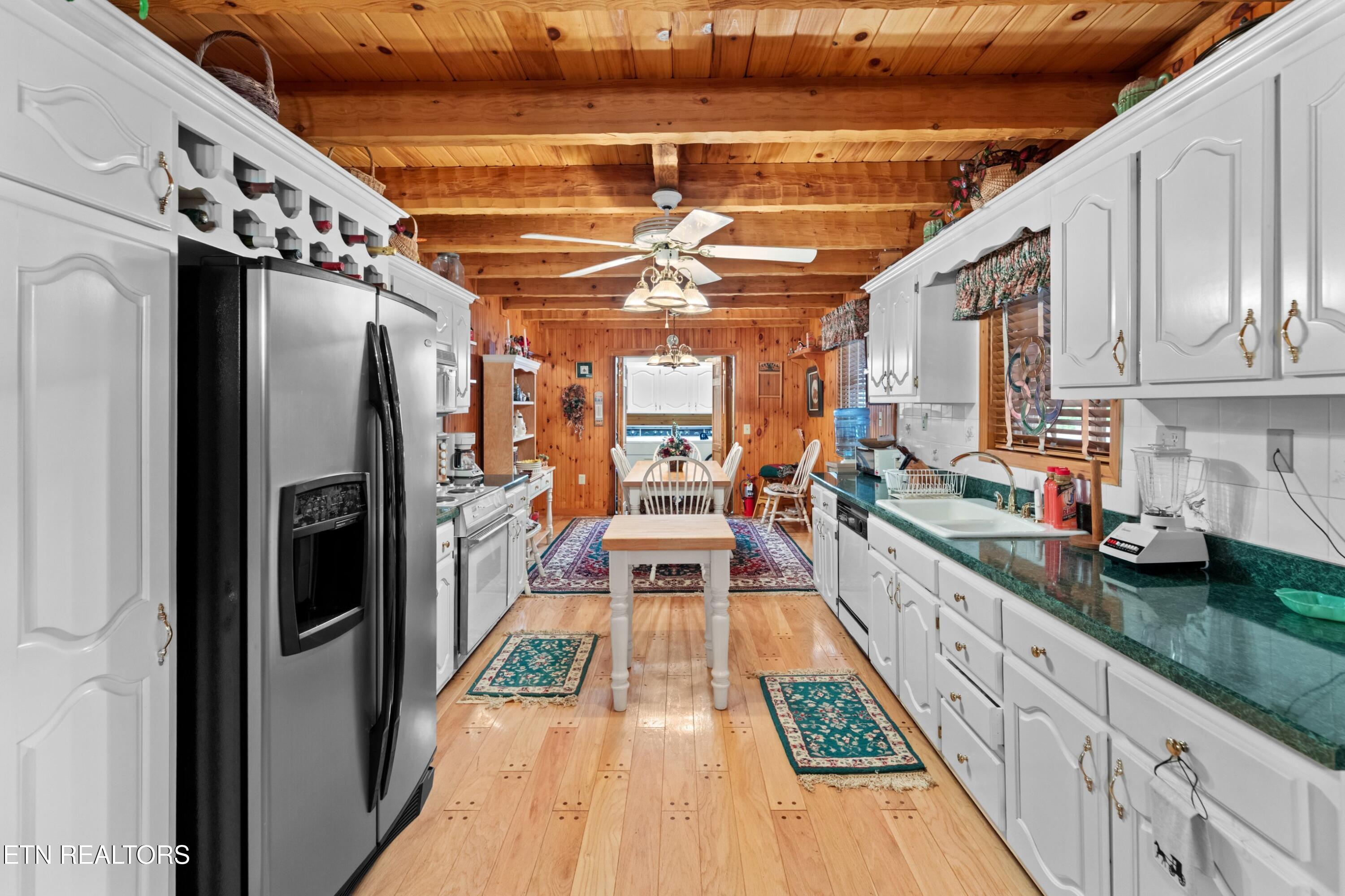 257 Jones Lane Mooresburg TN 37811