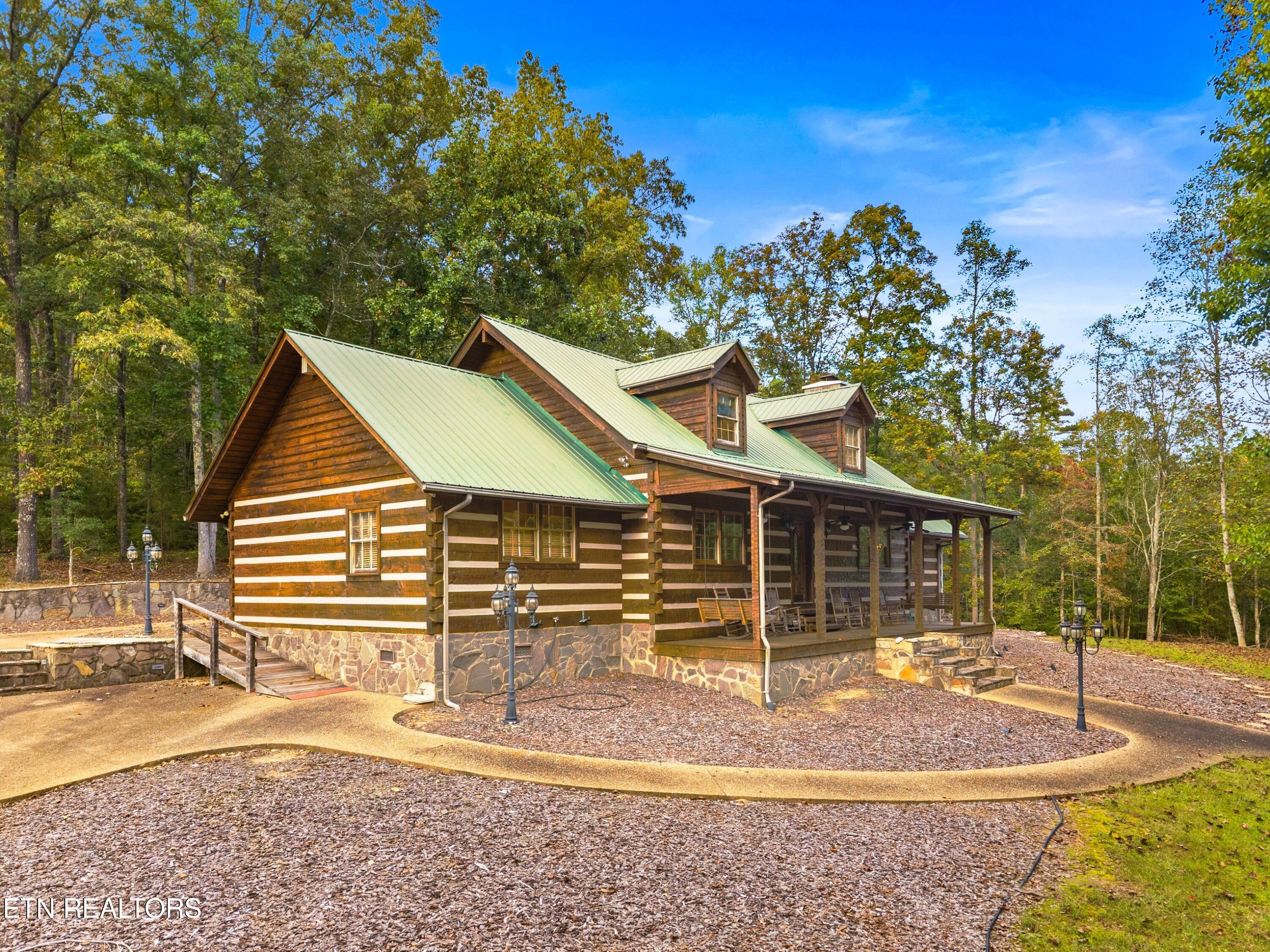 257 Jones Lane Mooresburg TN 37811