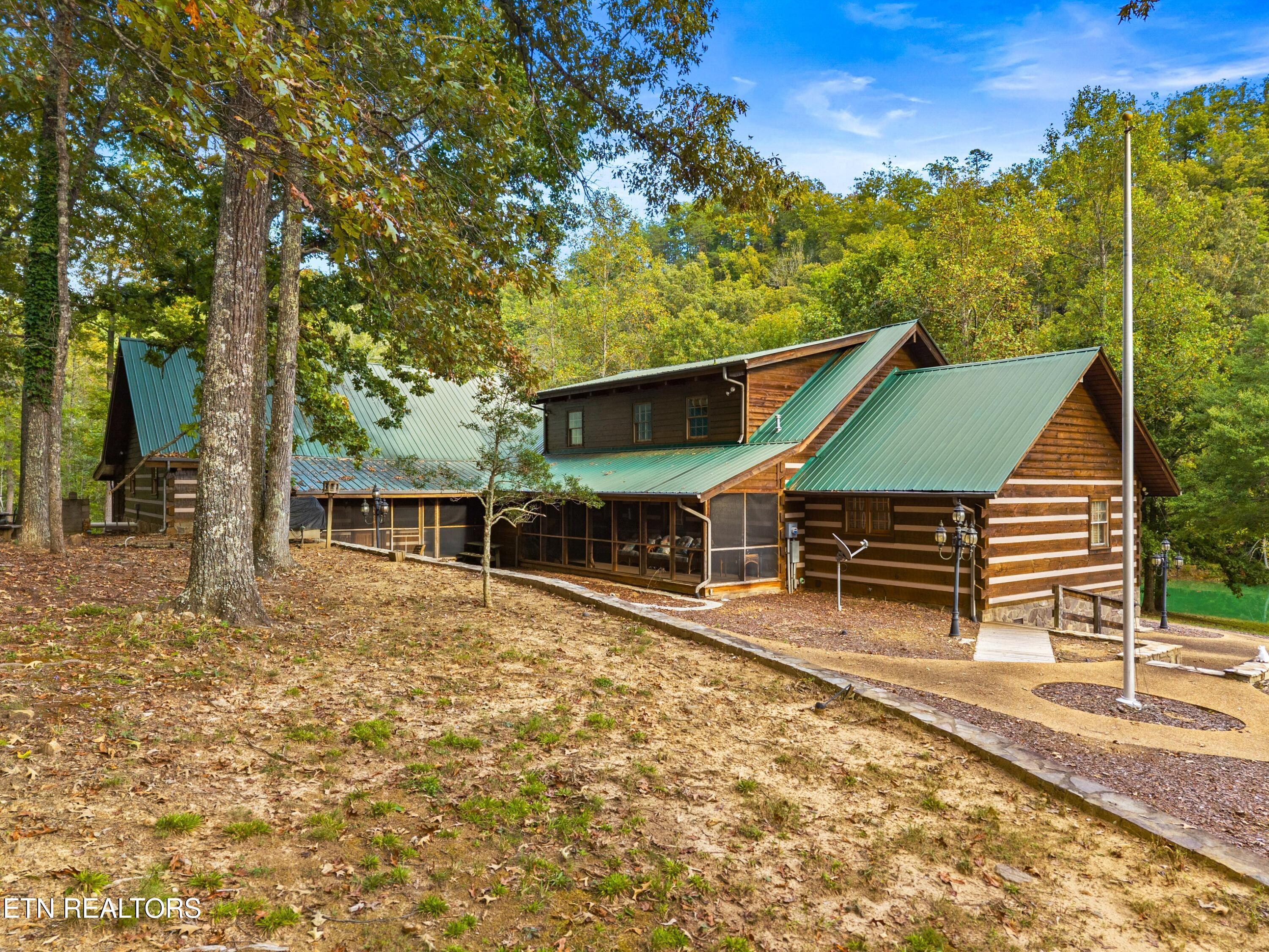 257 Jones Lane Mooresburg TN 37811