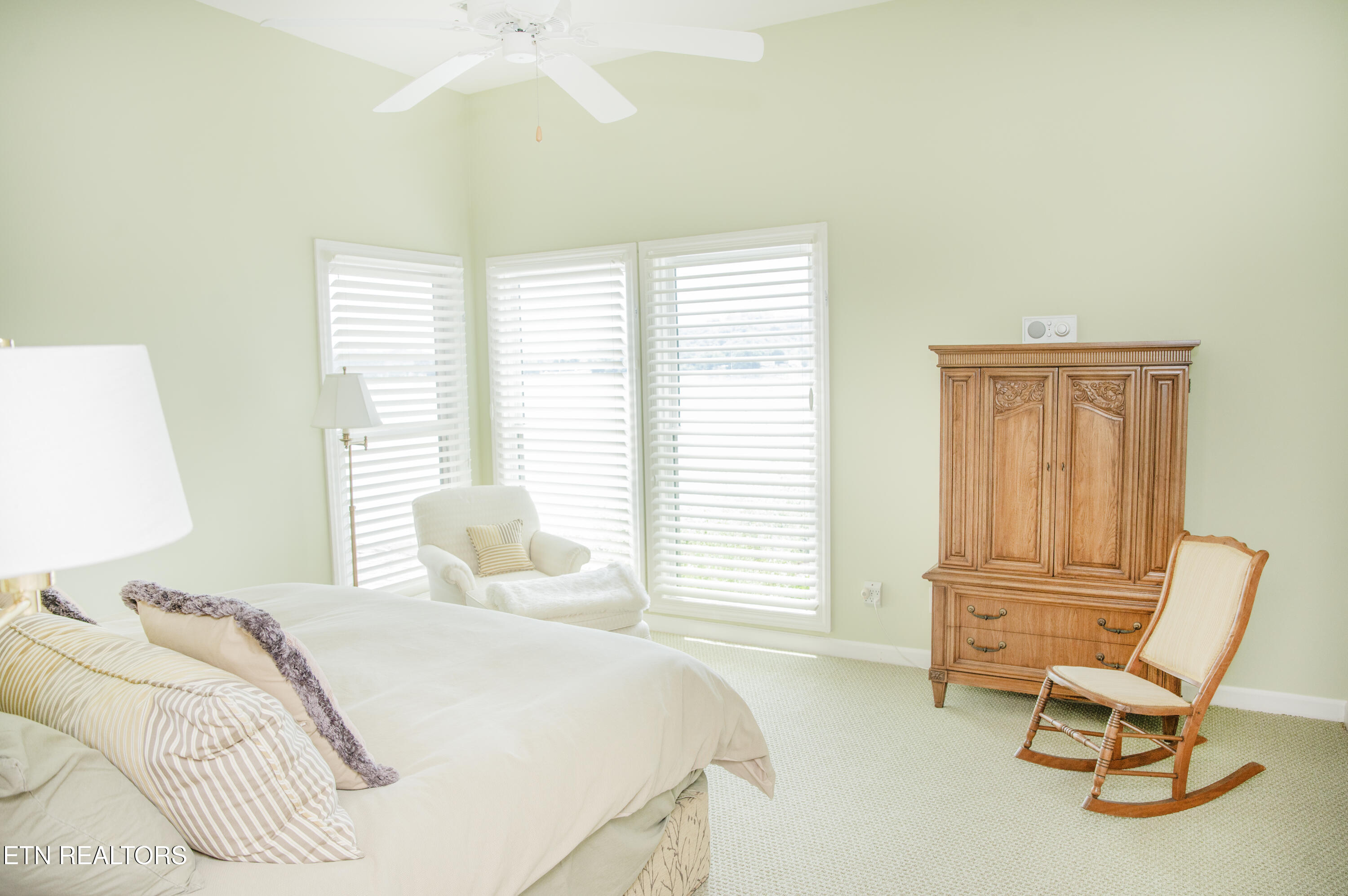 3470 Navigator Point Knoxville TN 37922