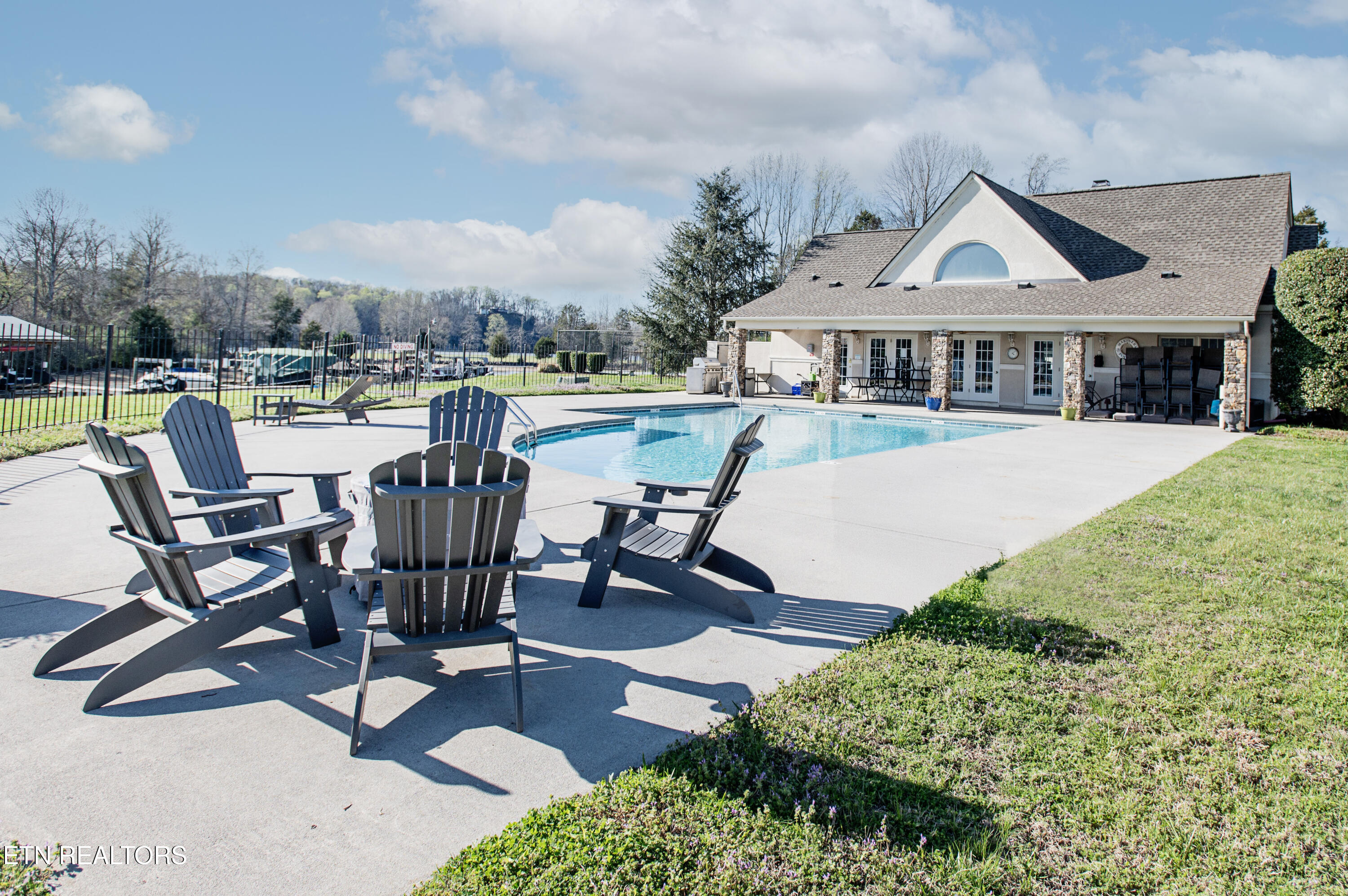3470 Navigator Point Knoxville TN 37922