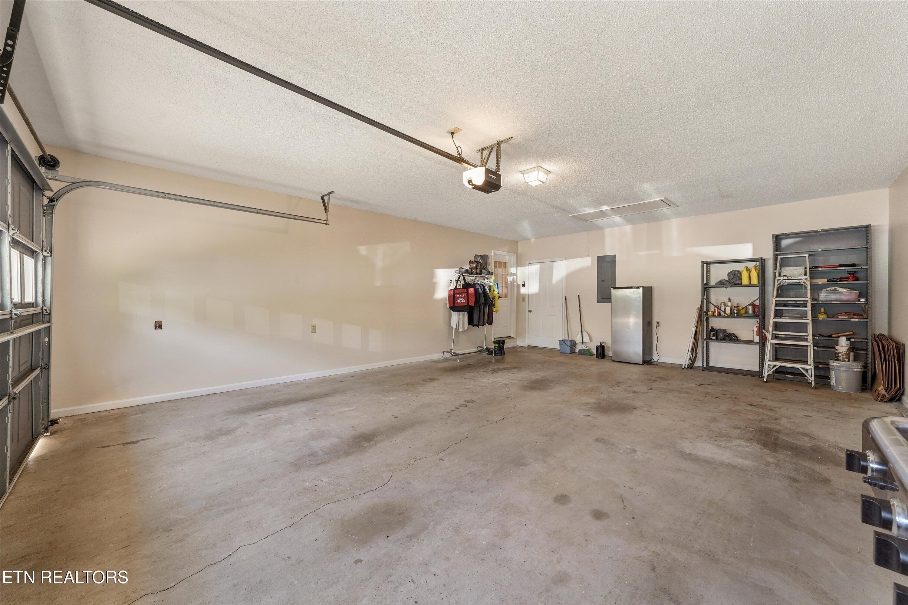 2429 Village Lane Athens TN 37303