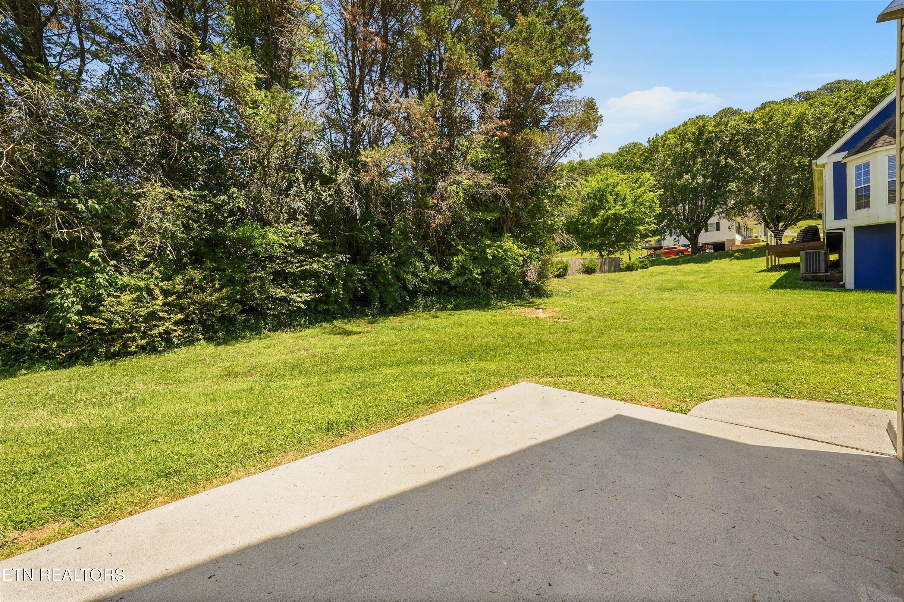 2429 Village Lane Athens TN 37303