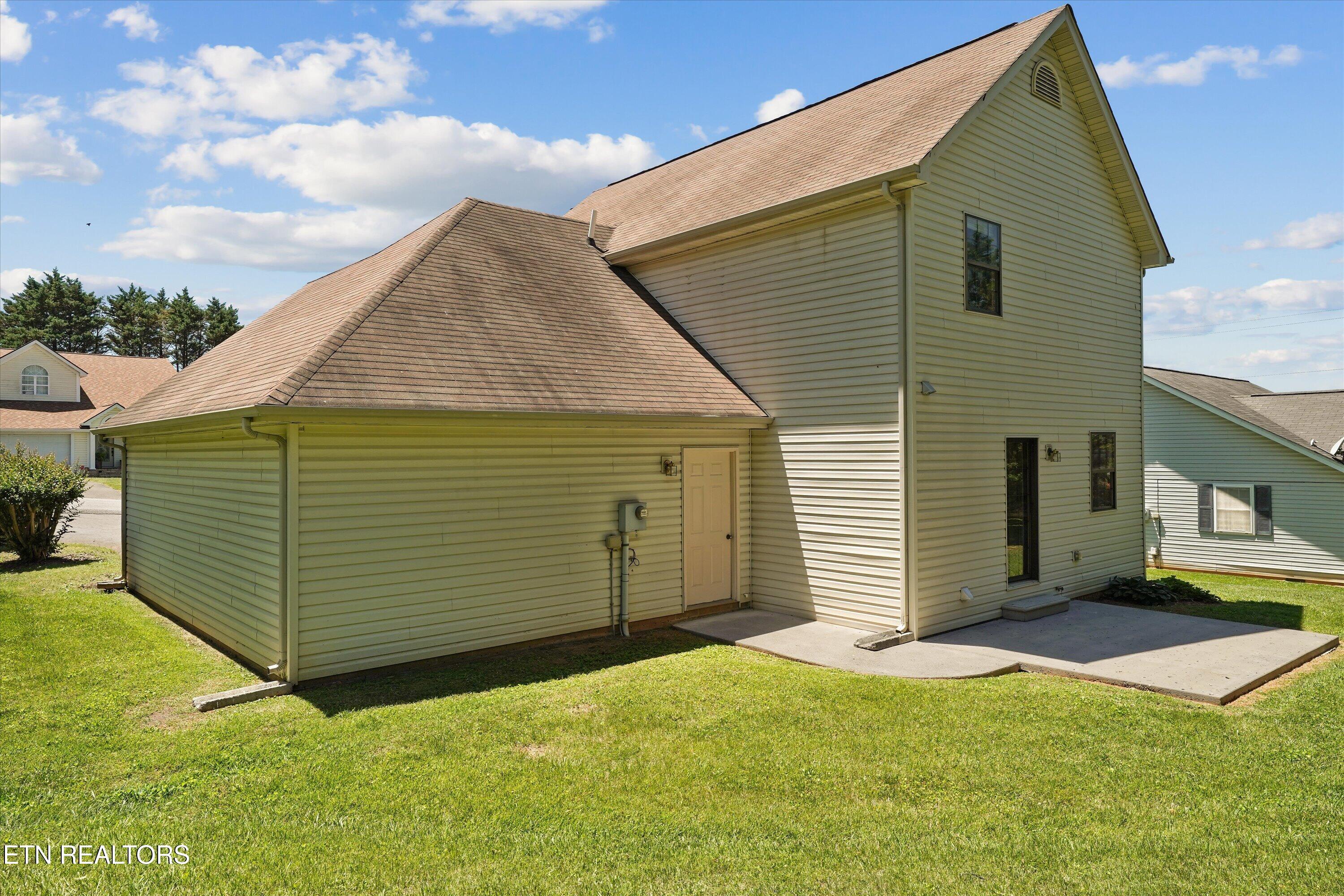 2429 Village Lane Athens TN 37303