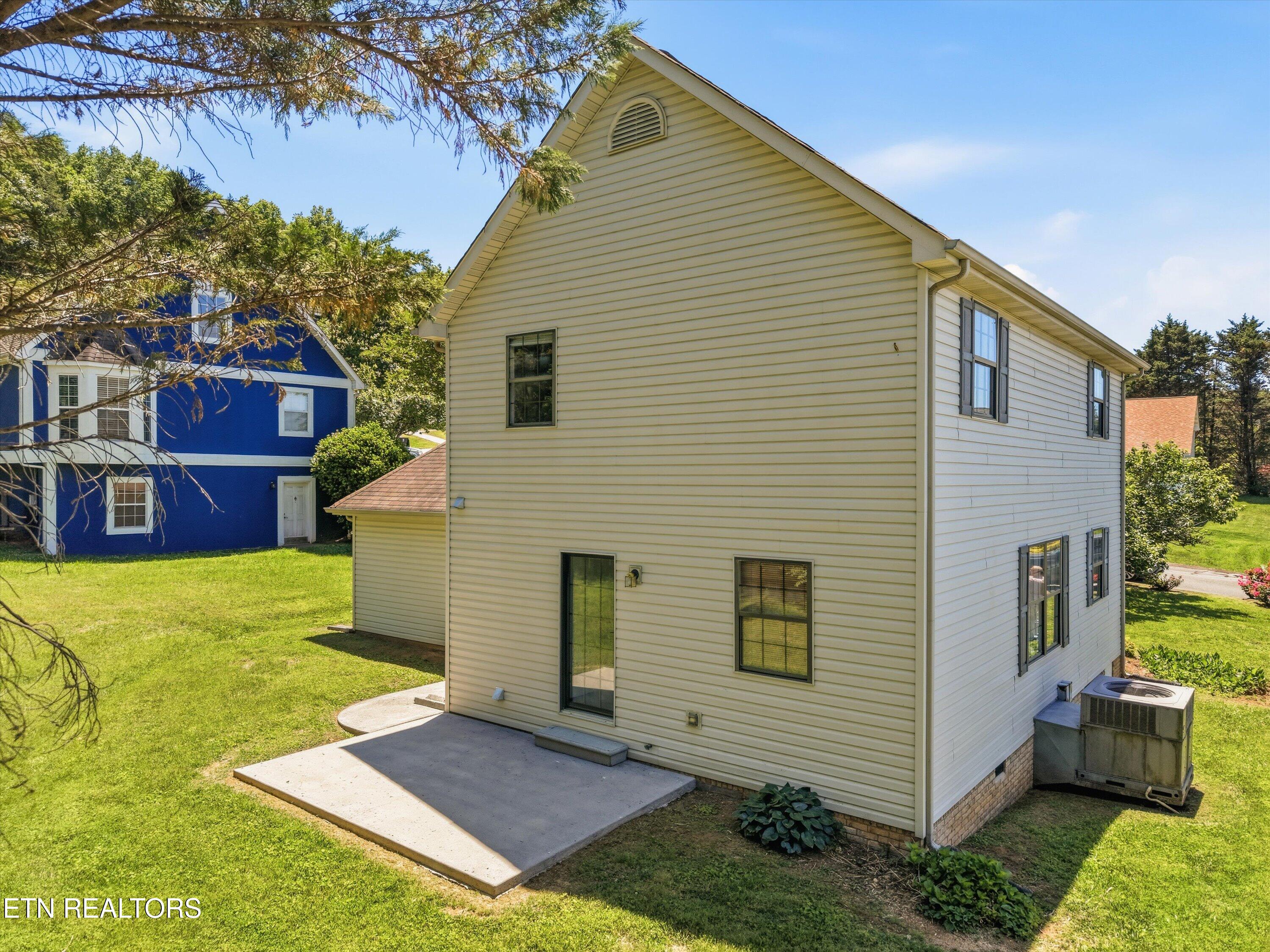 2429 Village Lane Athens TN 37303