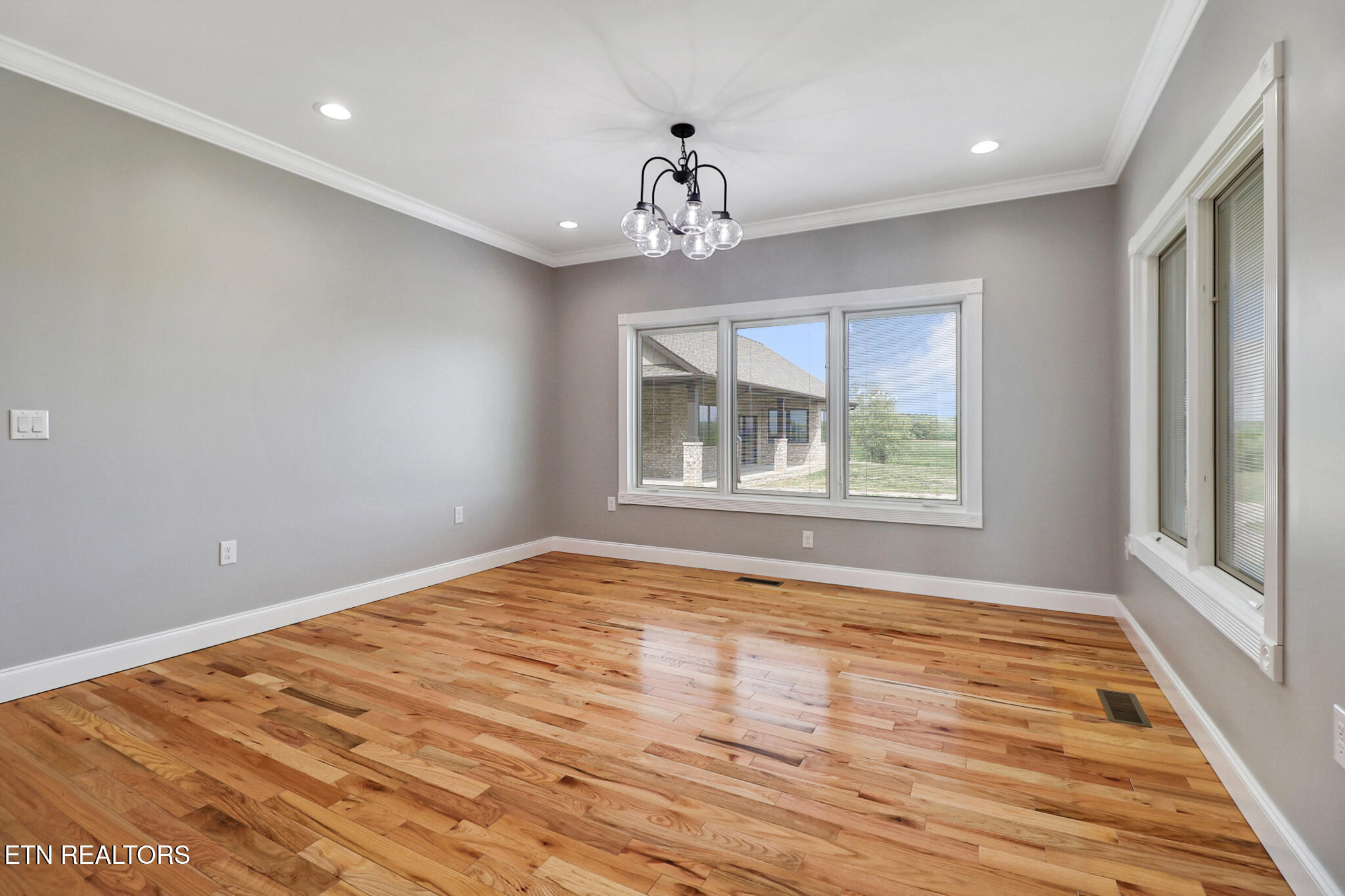 1150 Eldridge Loop Crossville TN 38571