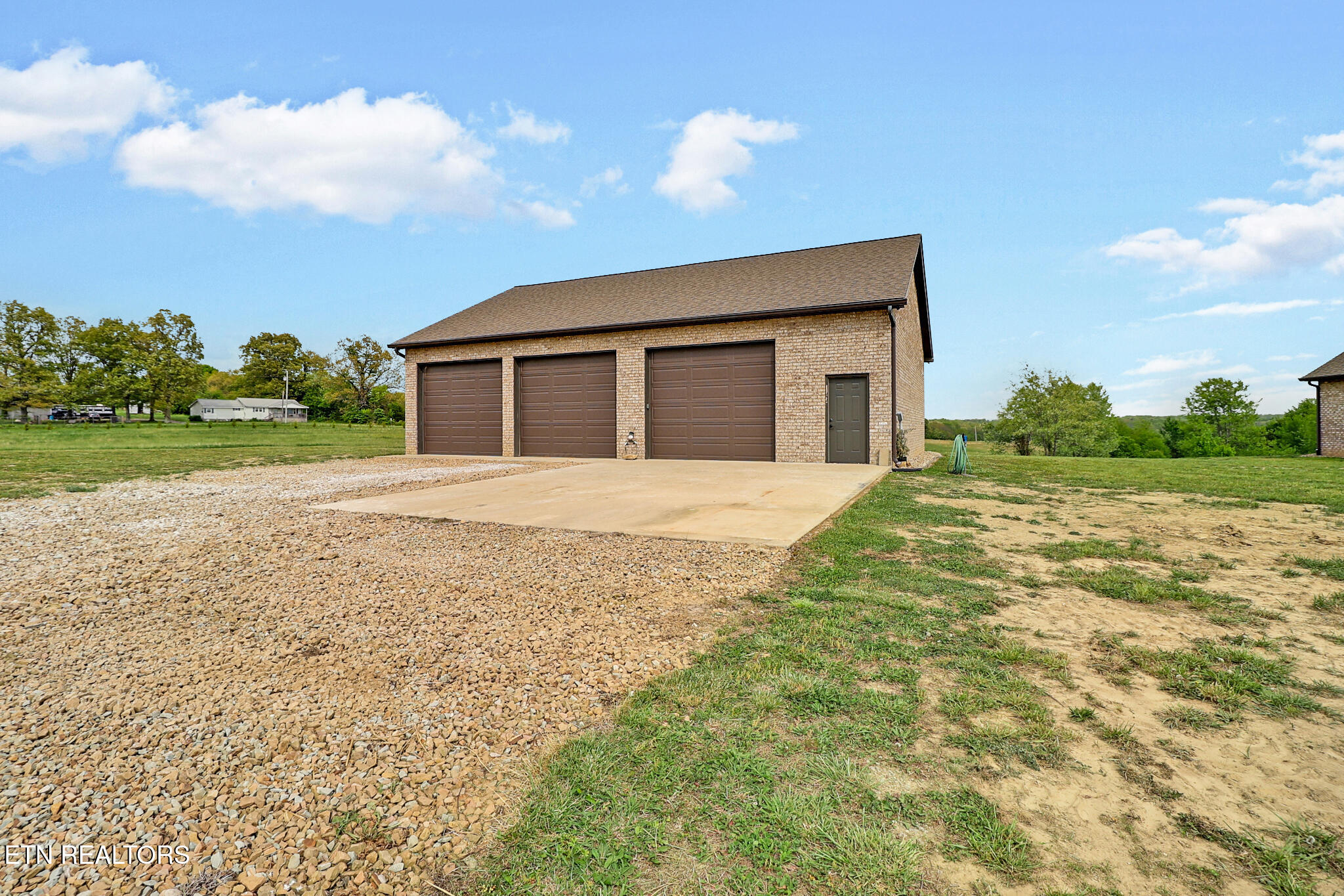 1150 Eldridge Loop Crossville TN 38571