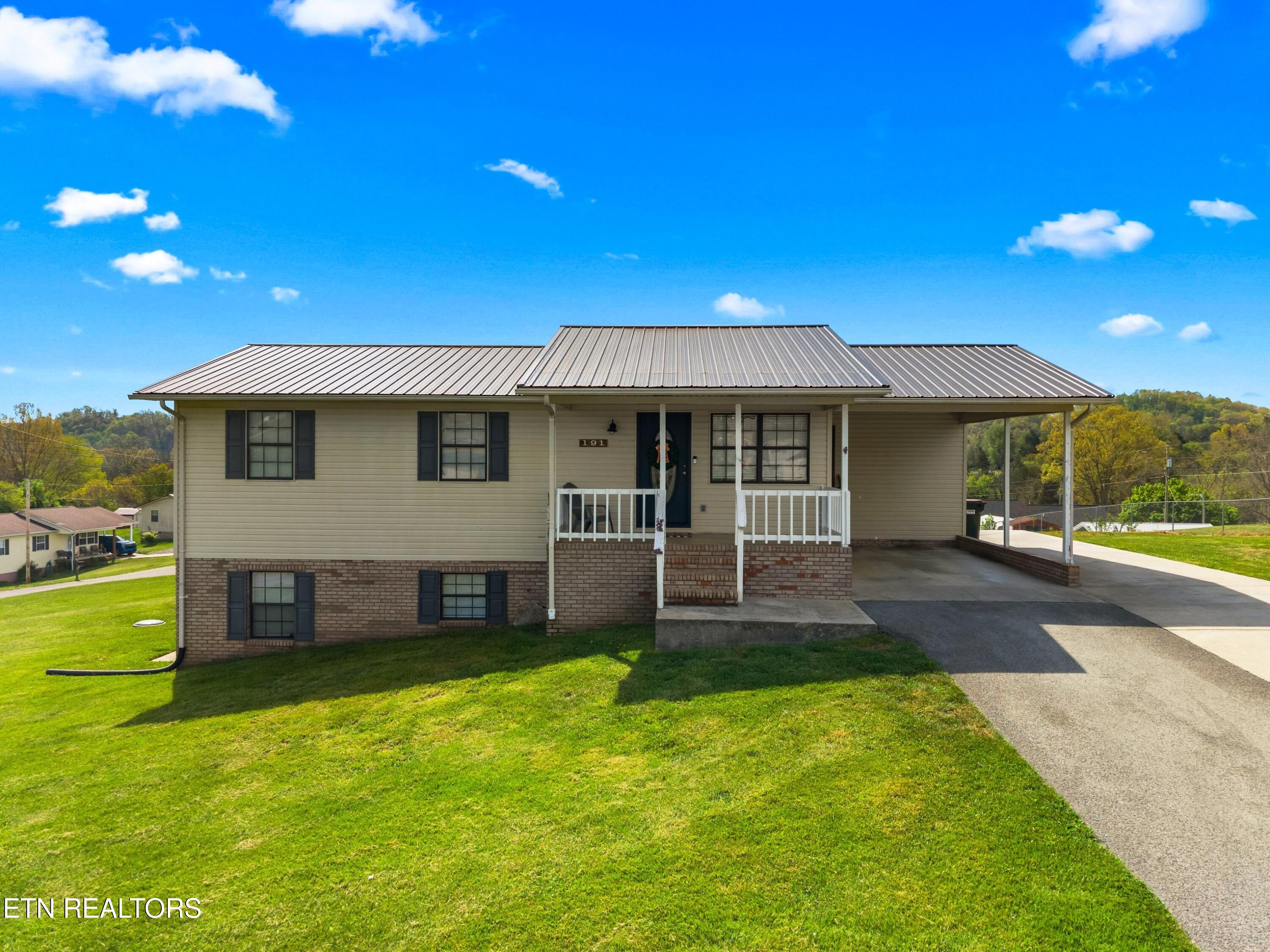 191 Leabow Circle Tazewell TN 37879