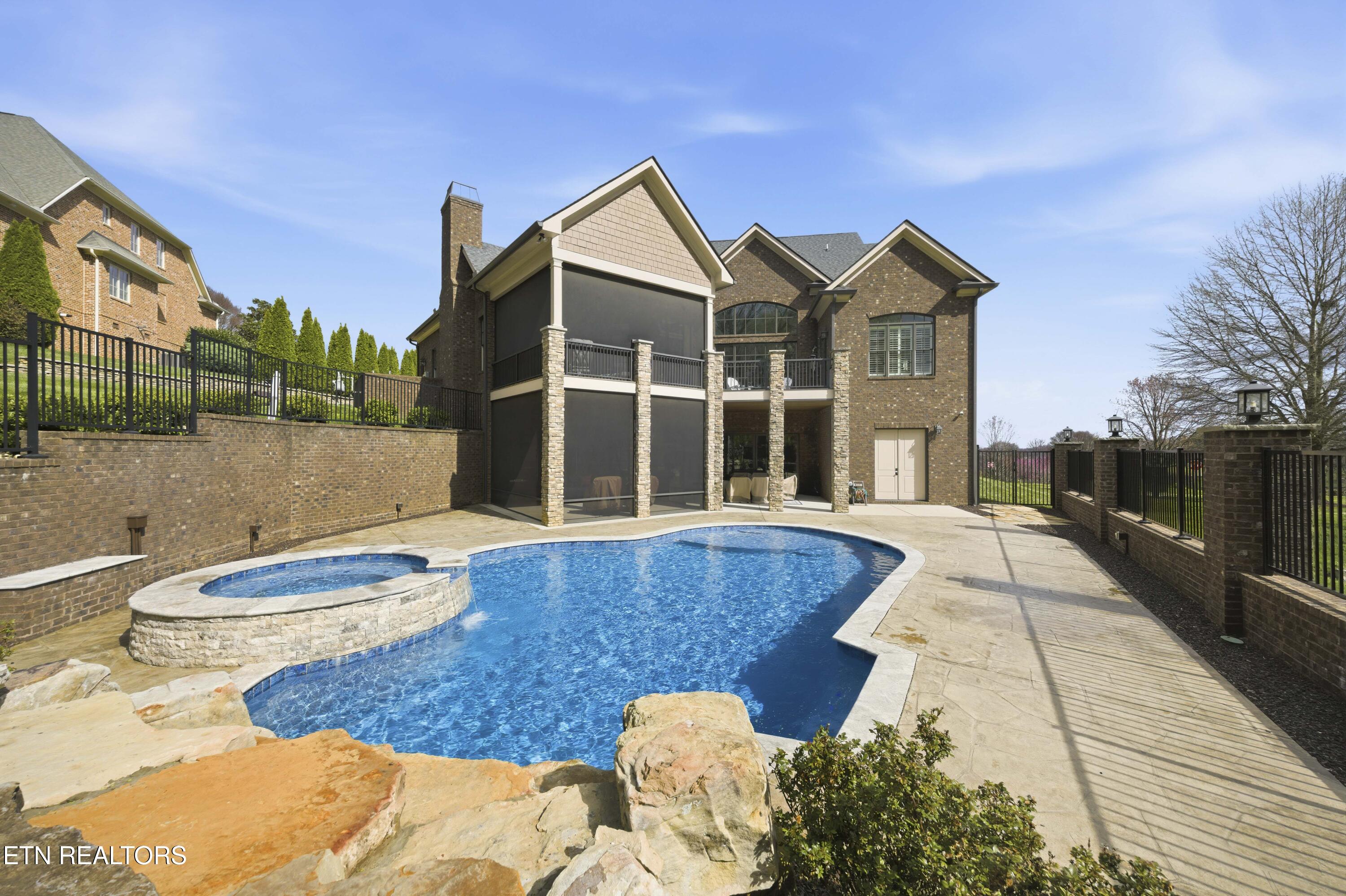 12706 Highwick Circle Knoxville TN 37934