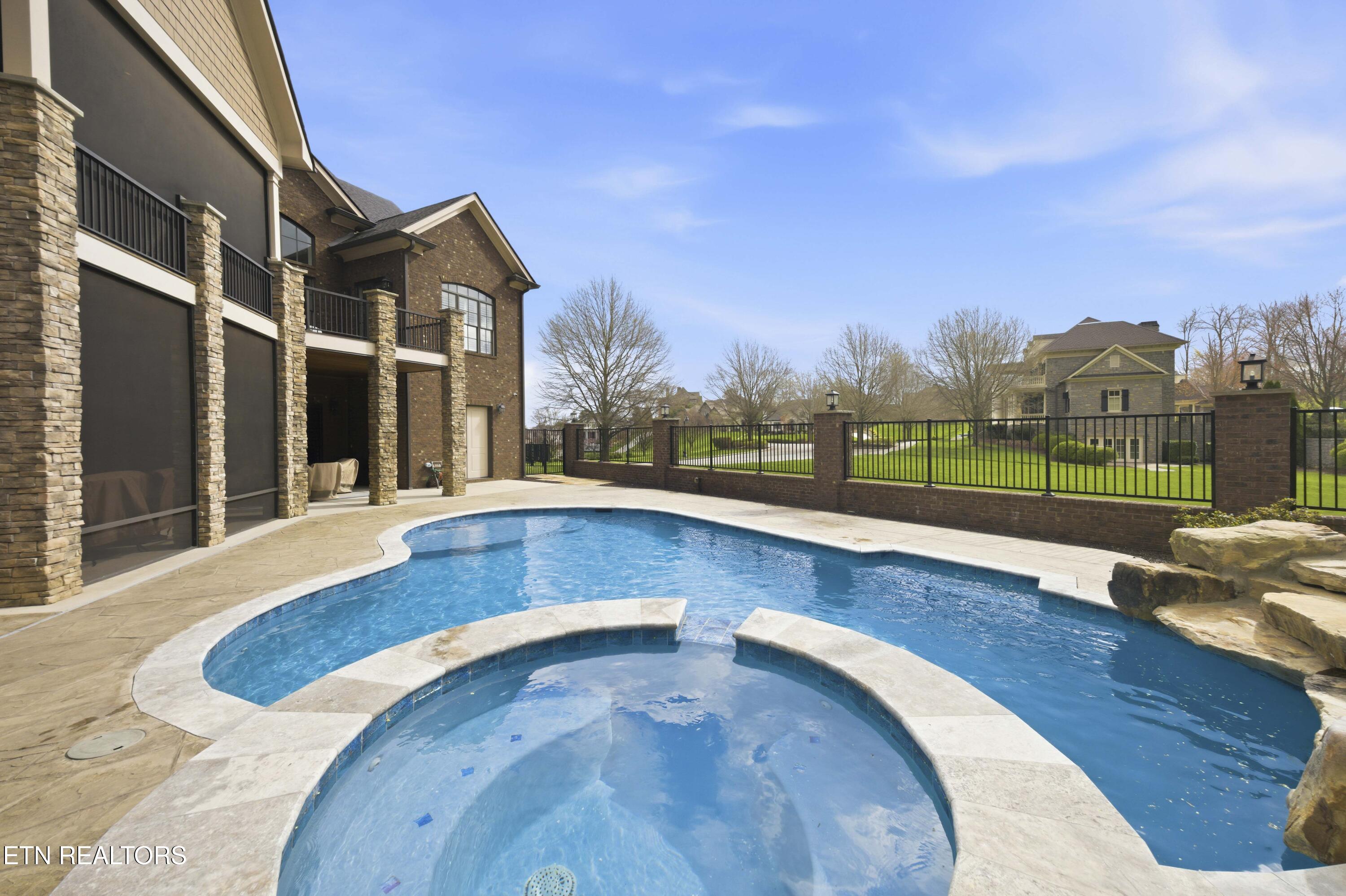 12706 Highwick Circle Knoxville TN 37934