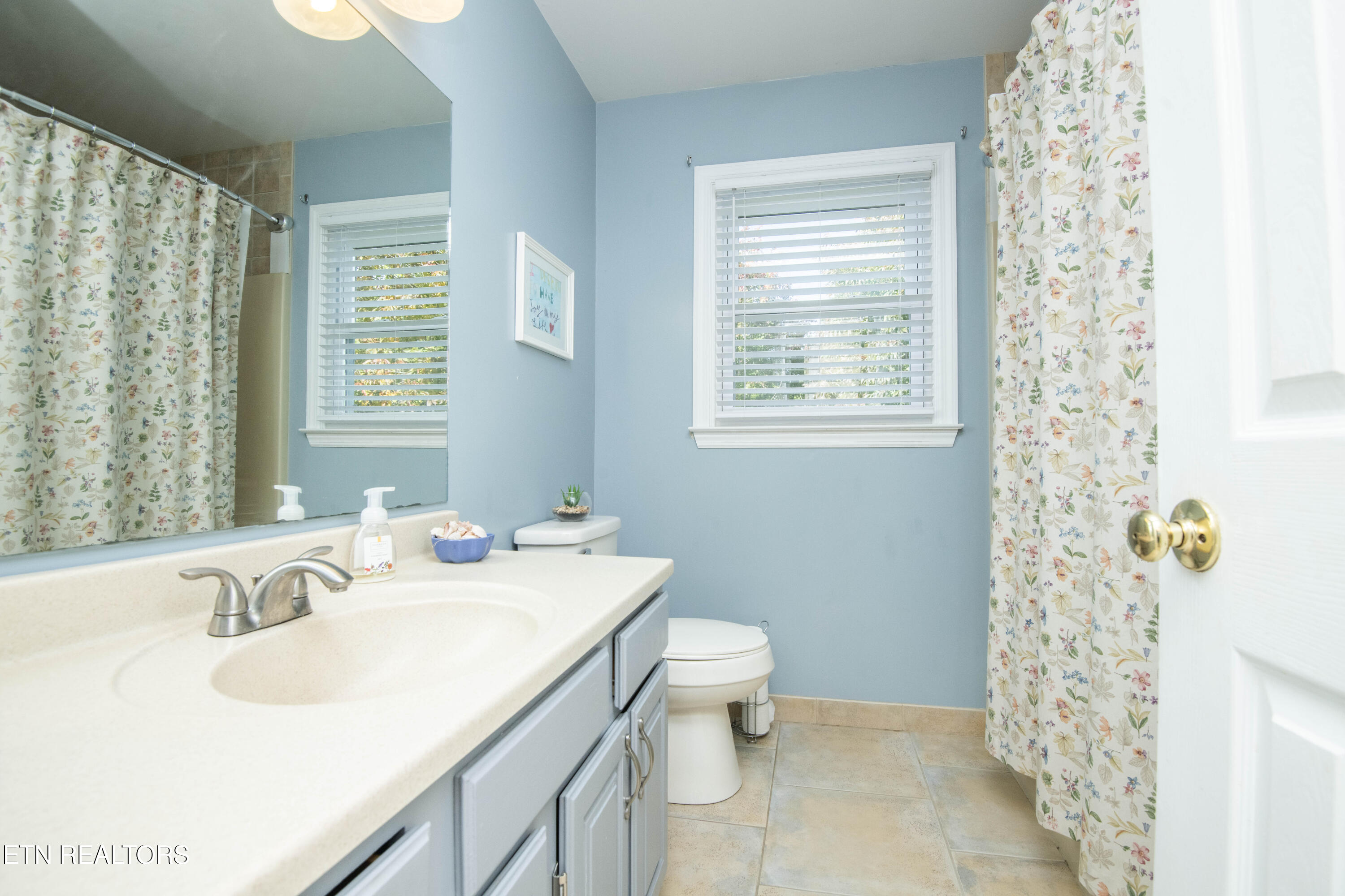 12907 Pin Oak Circle Knoxville TN 37934