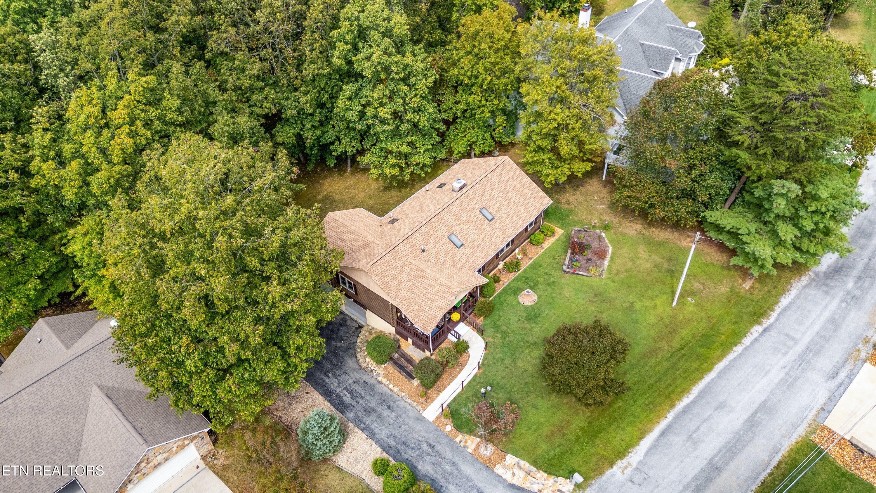 16 Bingham Way Crossville TN 38558
