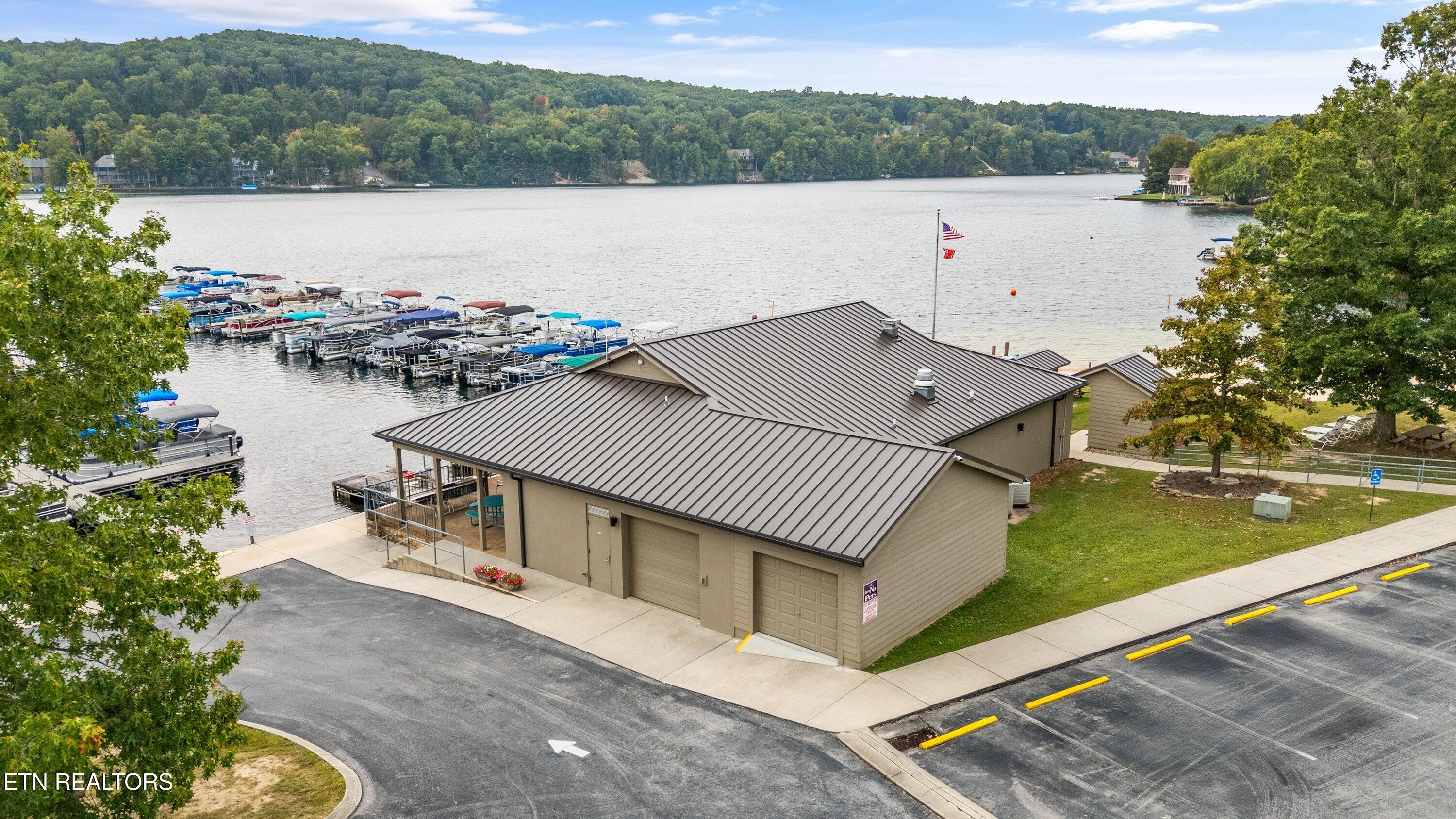 16 Bingham Way Crossville TN 38558