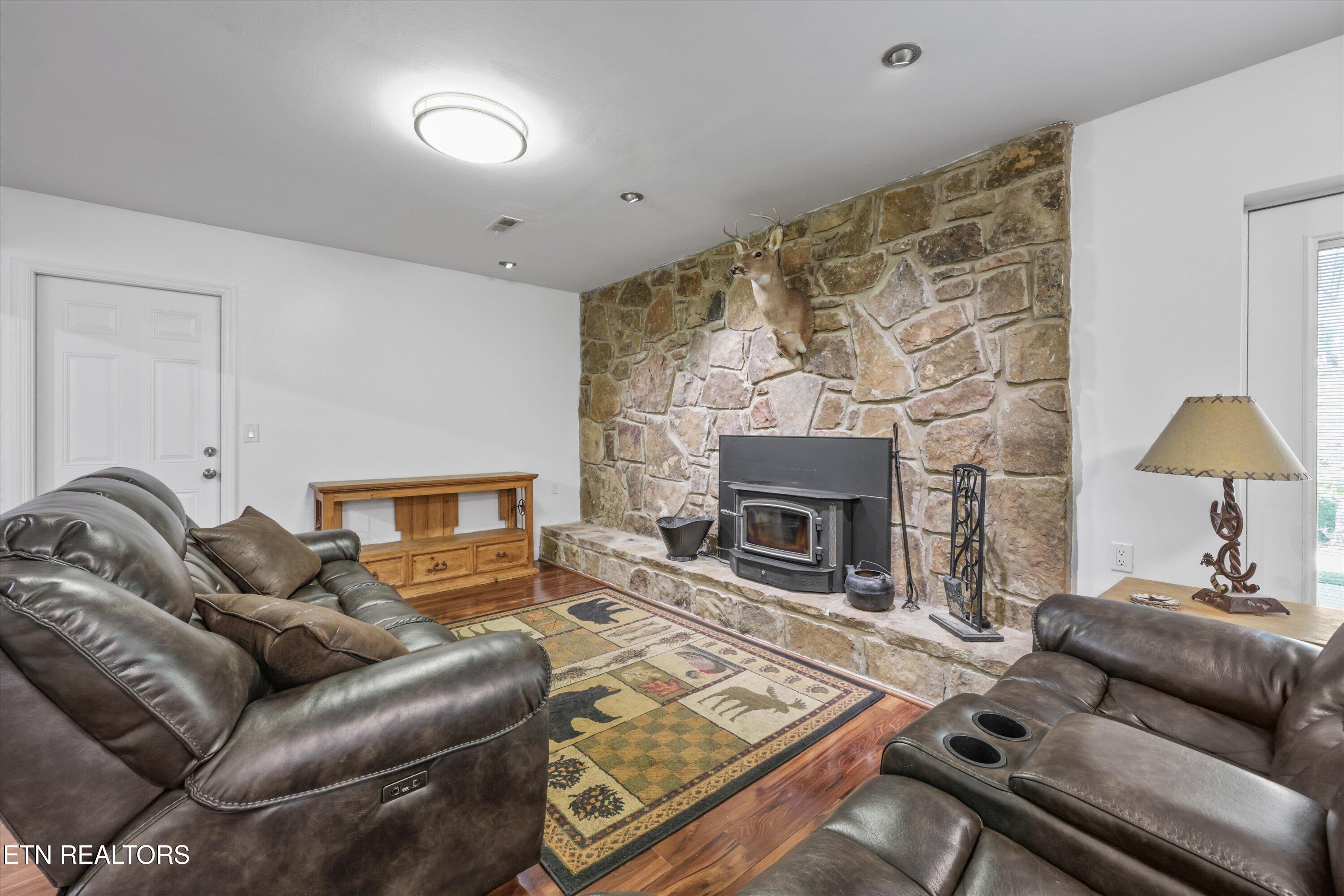 15960 Old Stage Road Lenoir City TN 37772