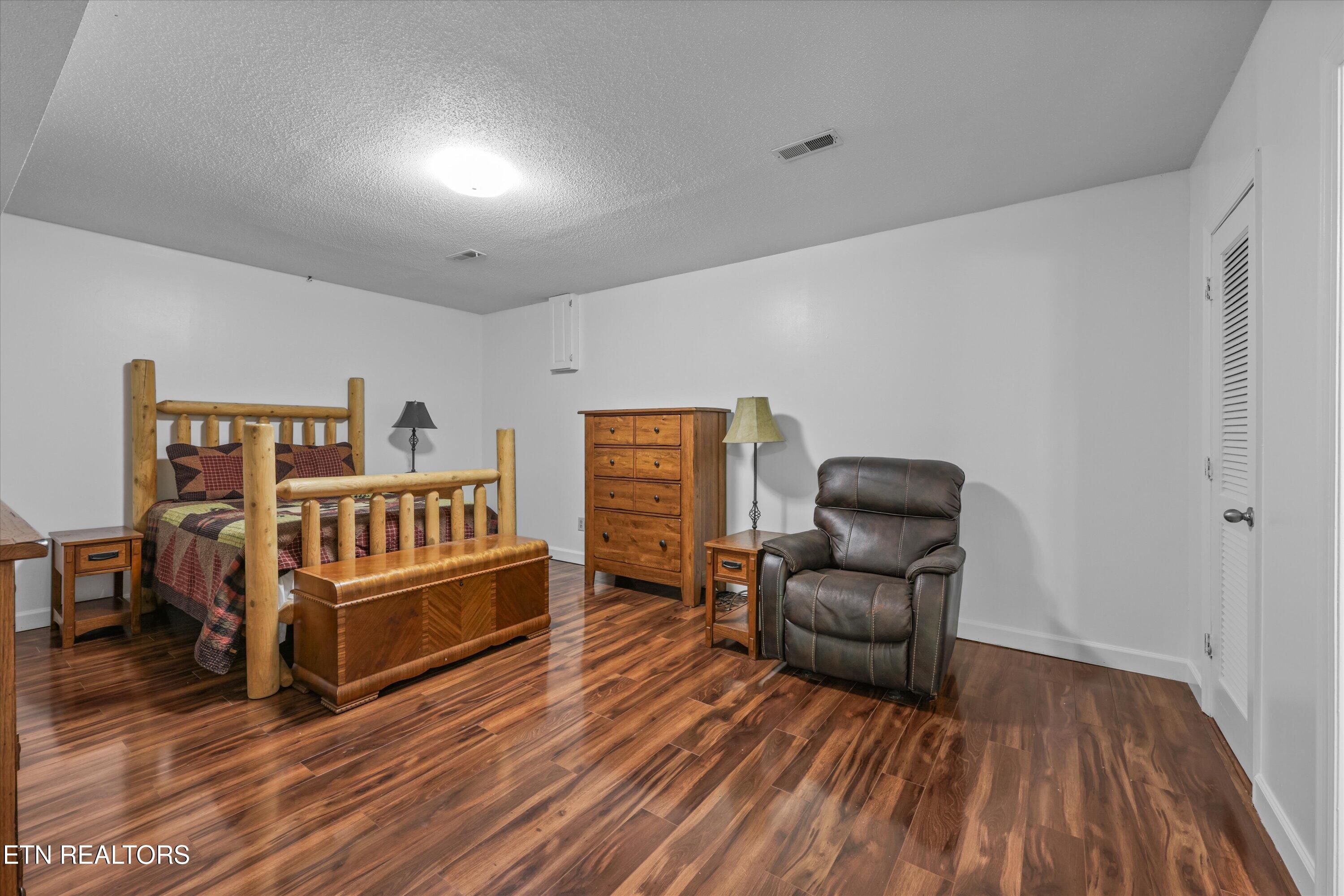 15960 Old Stage Road Lenoir City TN 37772