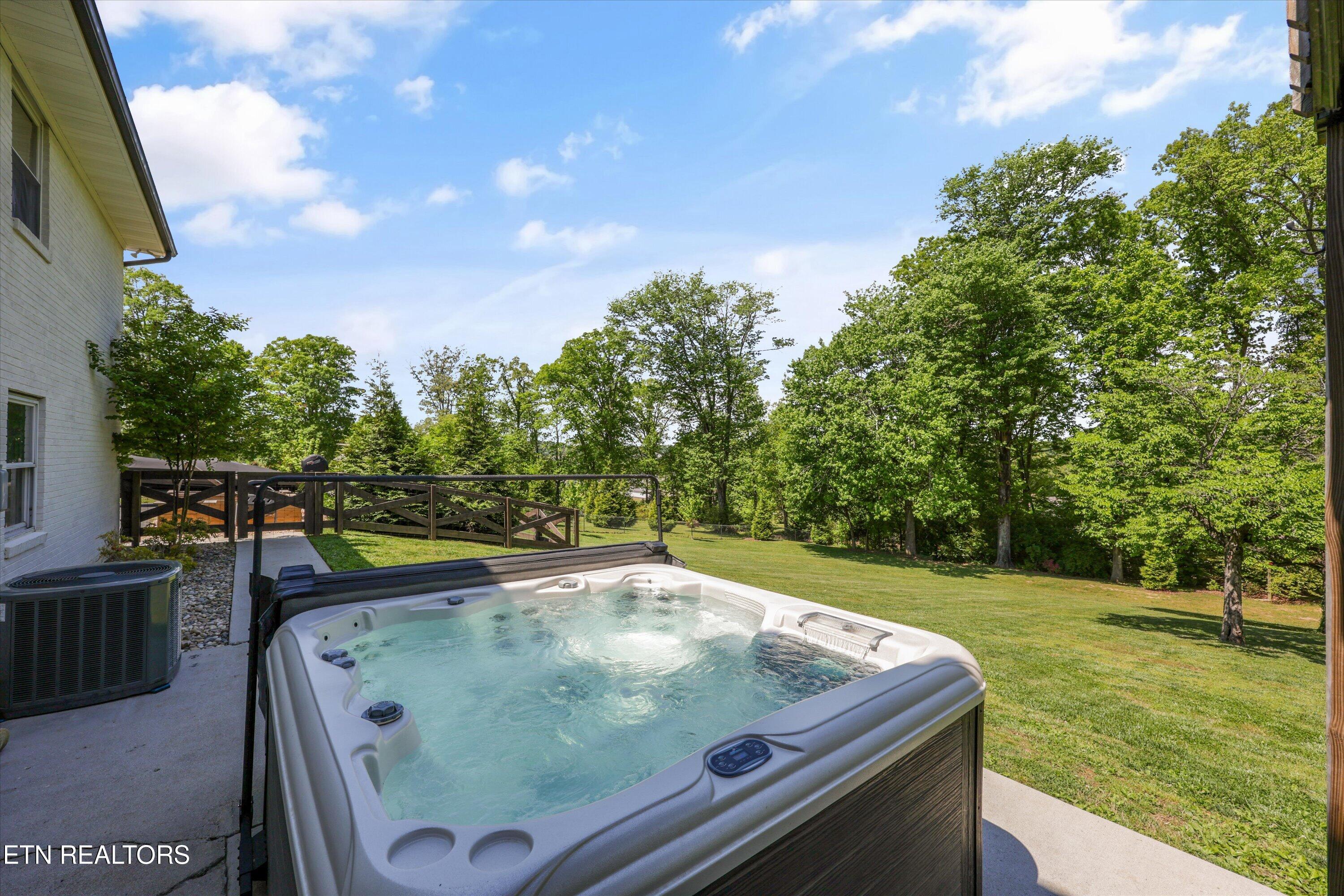 15960 Old Stage Road Lenoir City TN 37772