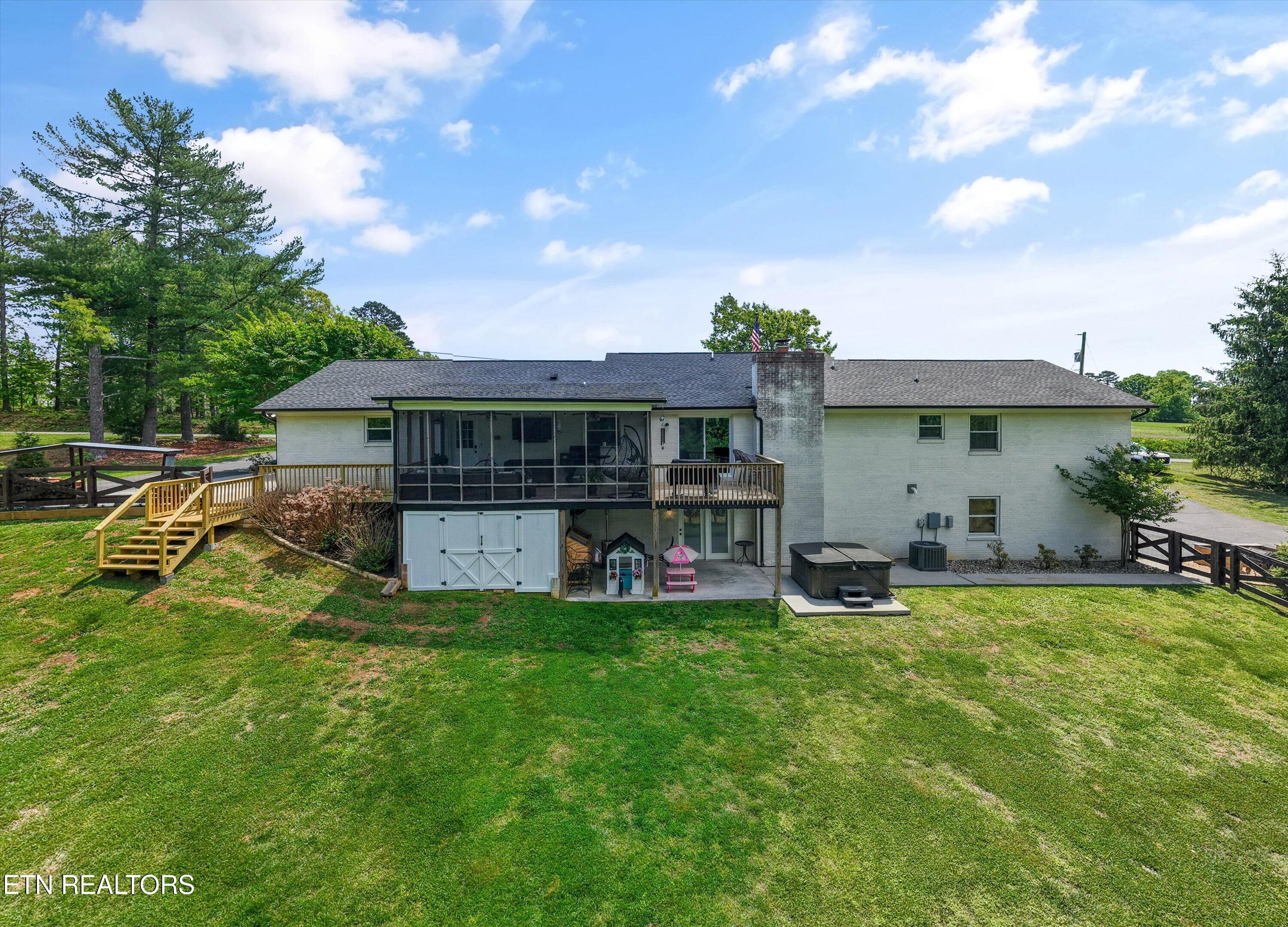 15960 Old Stage Road Lenoir City TN 37772