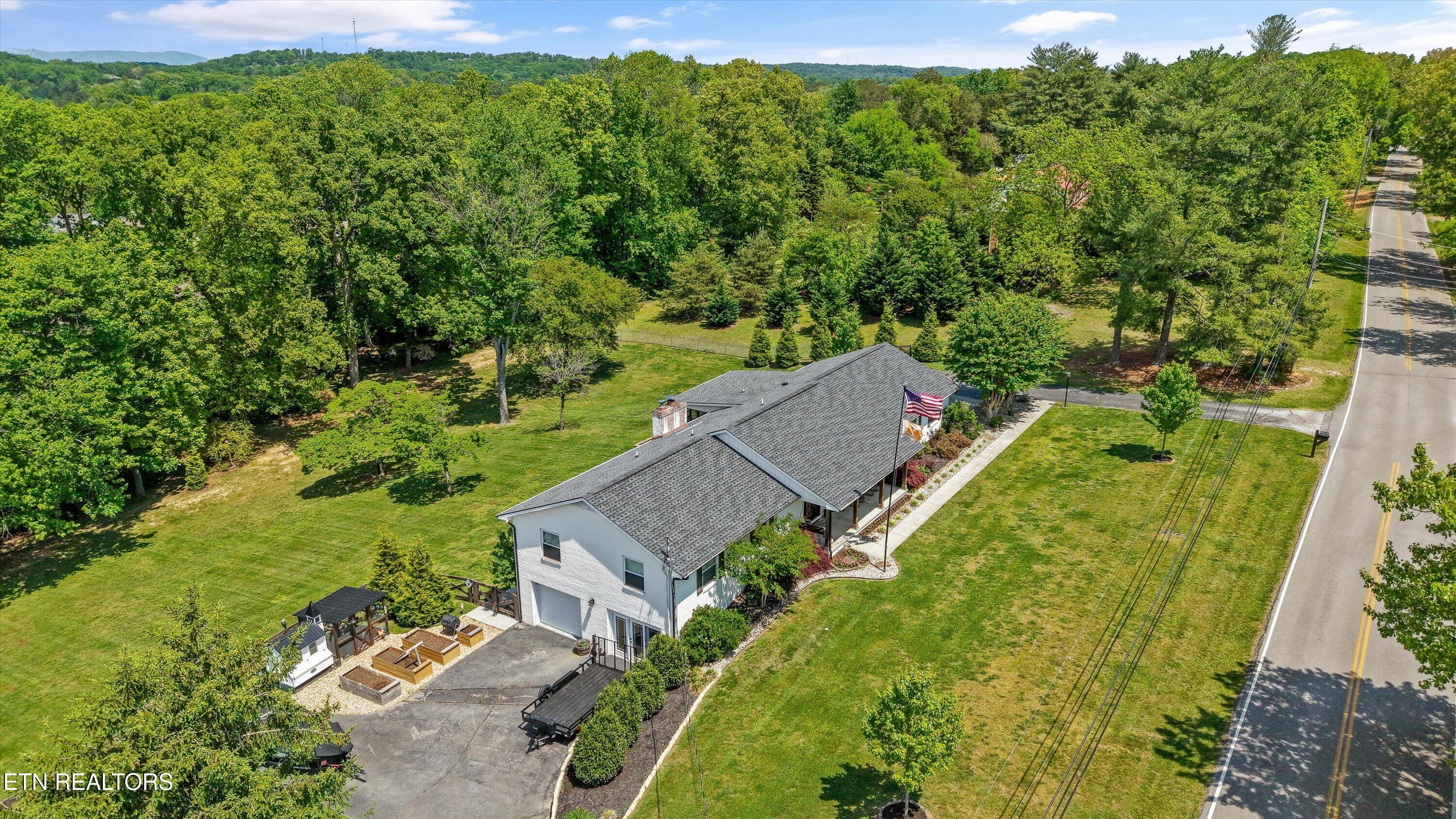 15960 Old Stage Road Lenoir City TN 37772