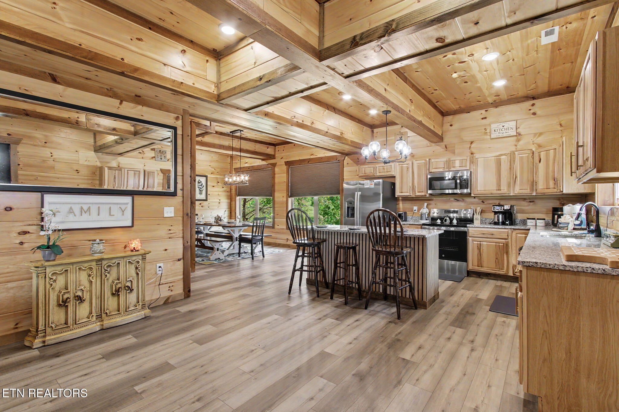 1124 Sanctuary Shores Way Sevierville TN 37876