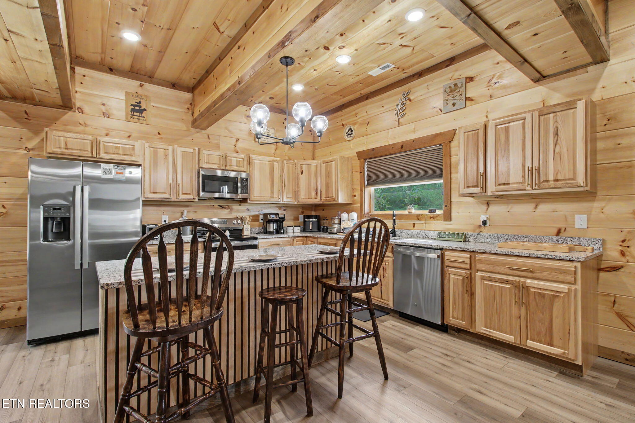 1124 Sanctuary Shores Way Sevierville TN 37876