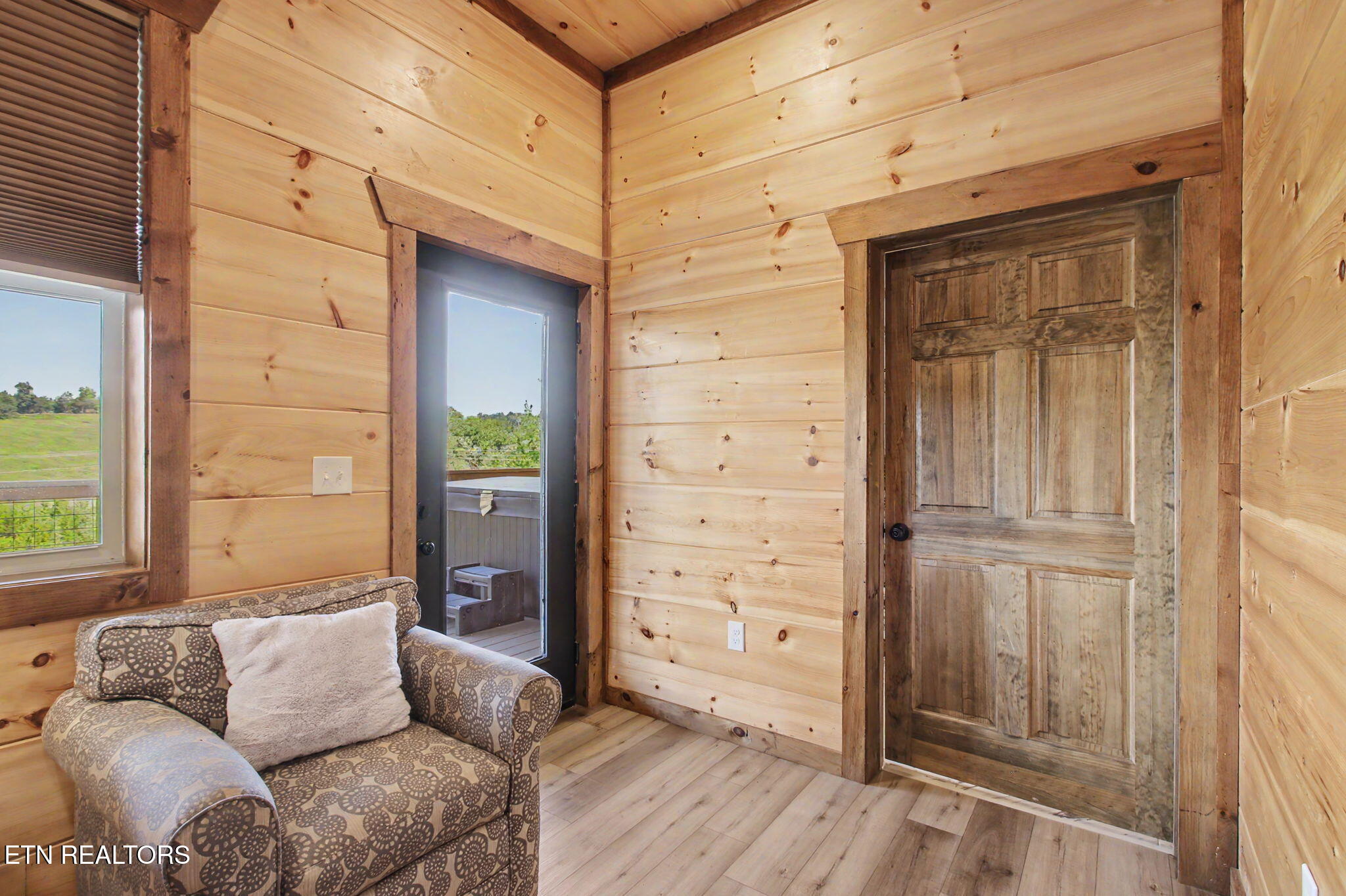 1124 Sanctuary Shores Way Sevierville TN 37876