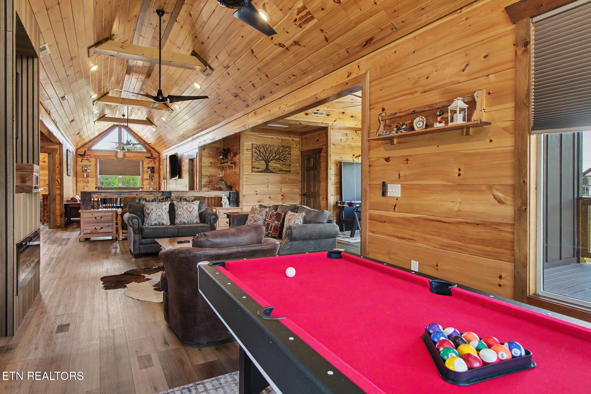 1124 Sanctuary Shores Way Sevierville TN 37876