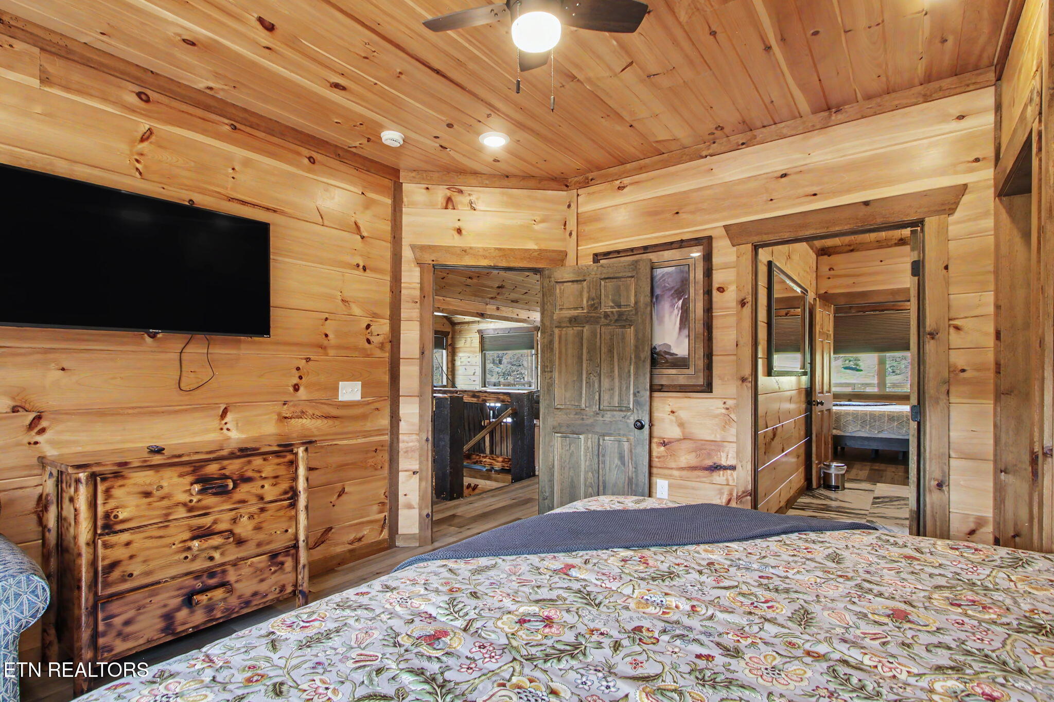 1124 Sanctuary Shores Way Sevierville TN 37876
