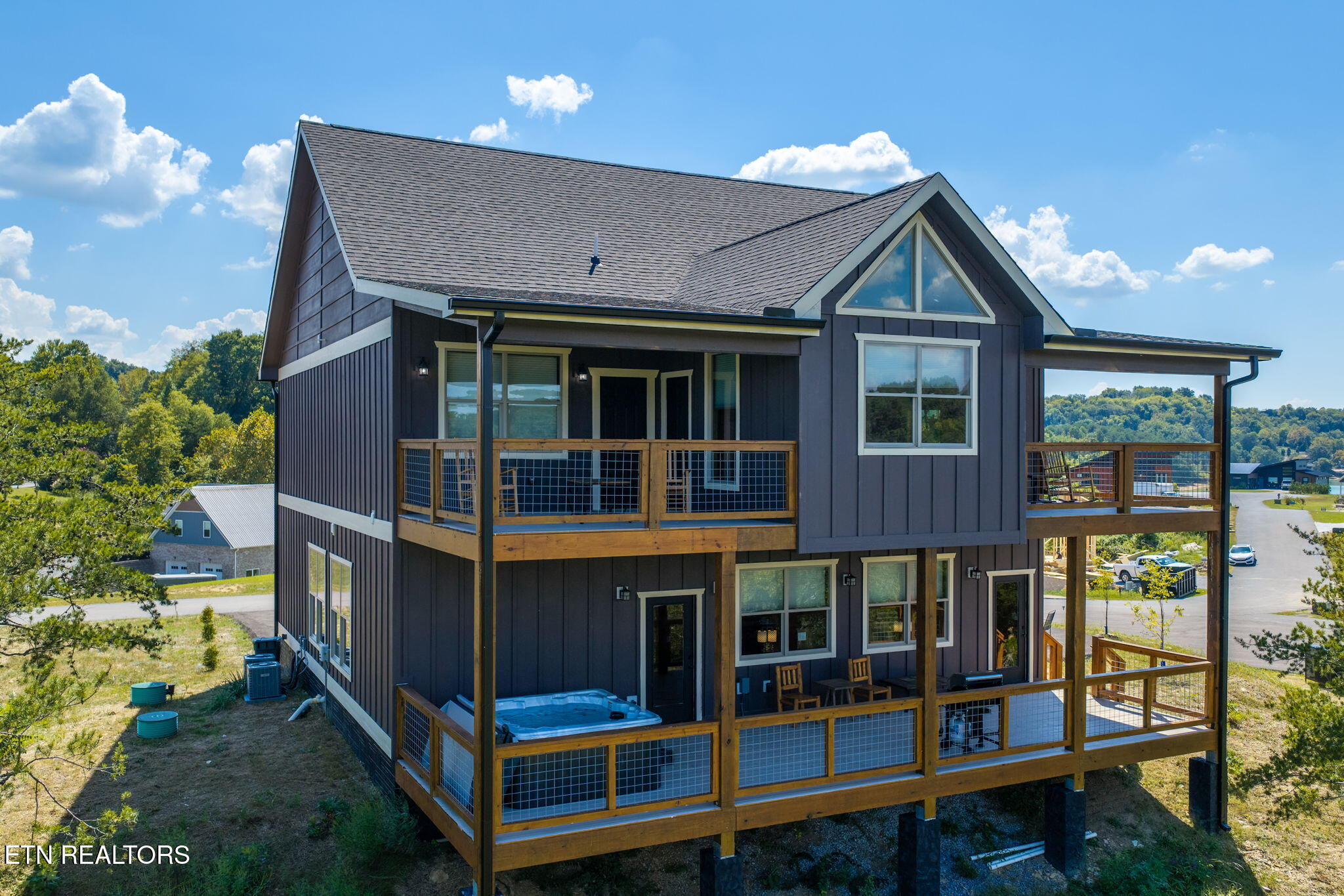 1124 Sanctuary Shores Way Sevierville TN 37876