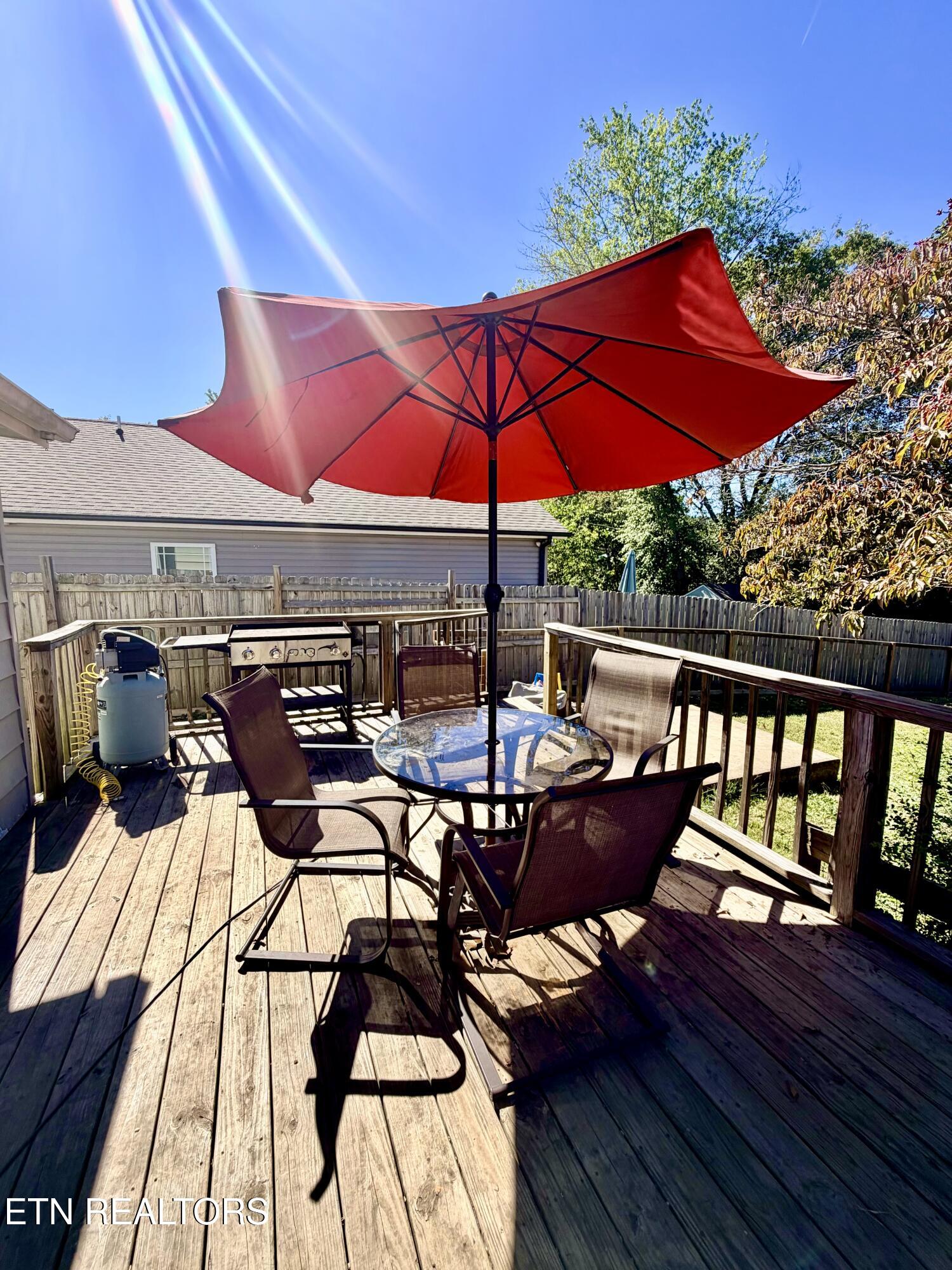 500 Cherokee Avenue Clinton TN 37716