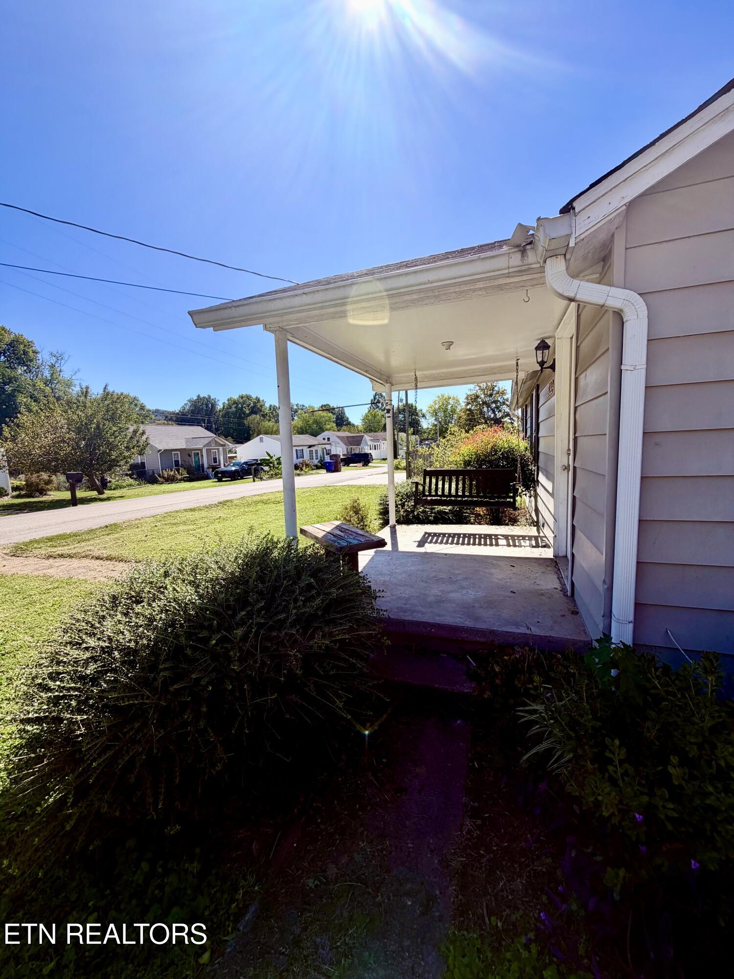 500 Cherokee Avenue Clinton TN 37716