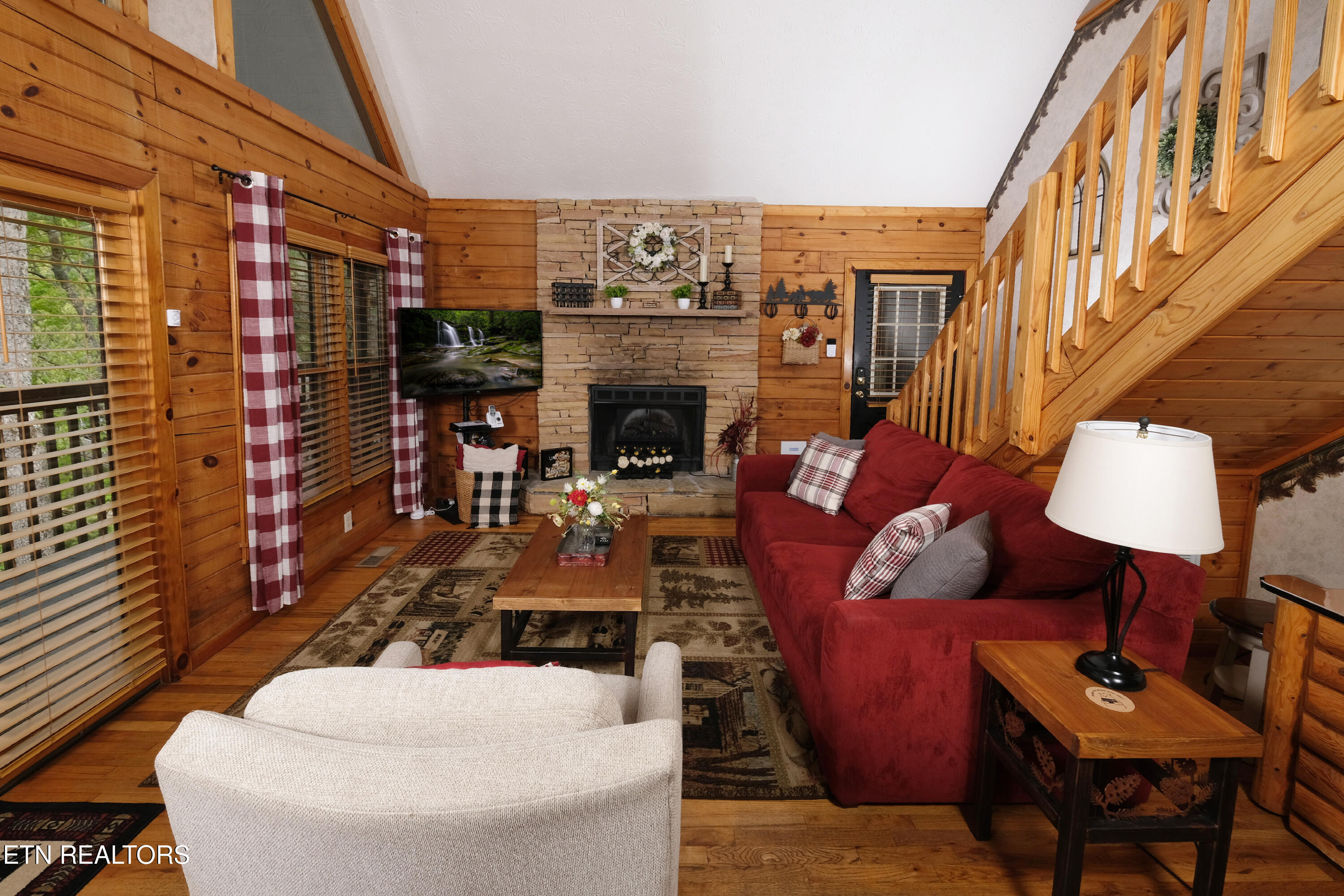 3549 Country Pines Way Sevierville TN 37876