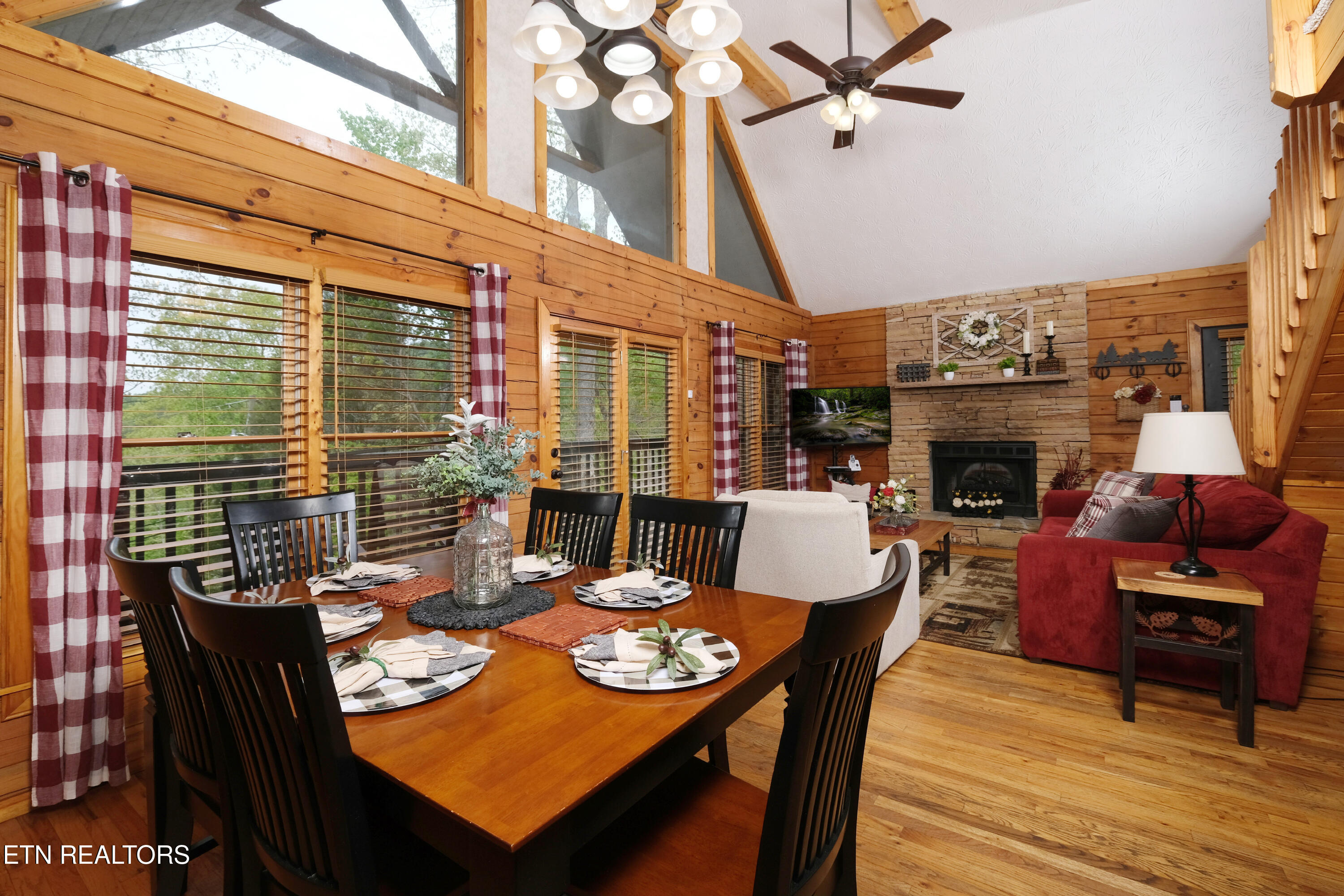 3549 Country Pines Way Sevierville TN 37876