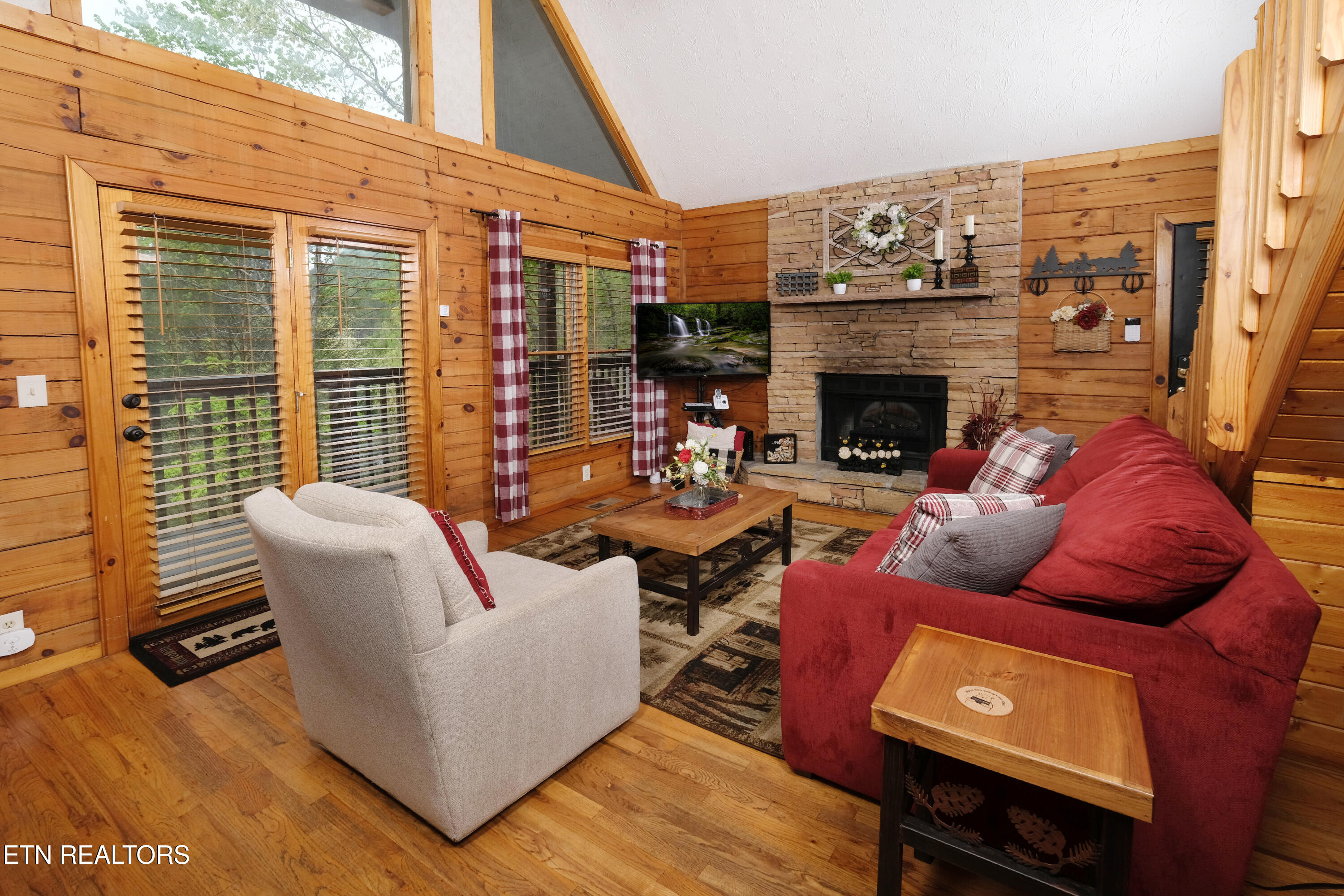 3549 Country Pines Way Sevierville TN 37876