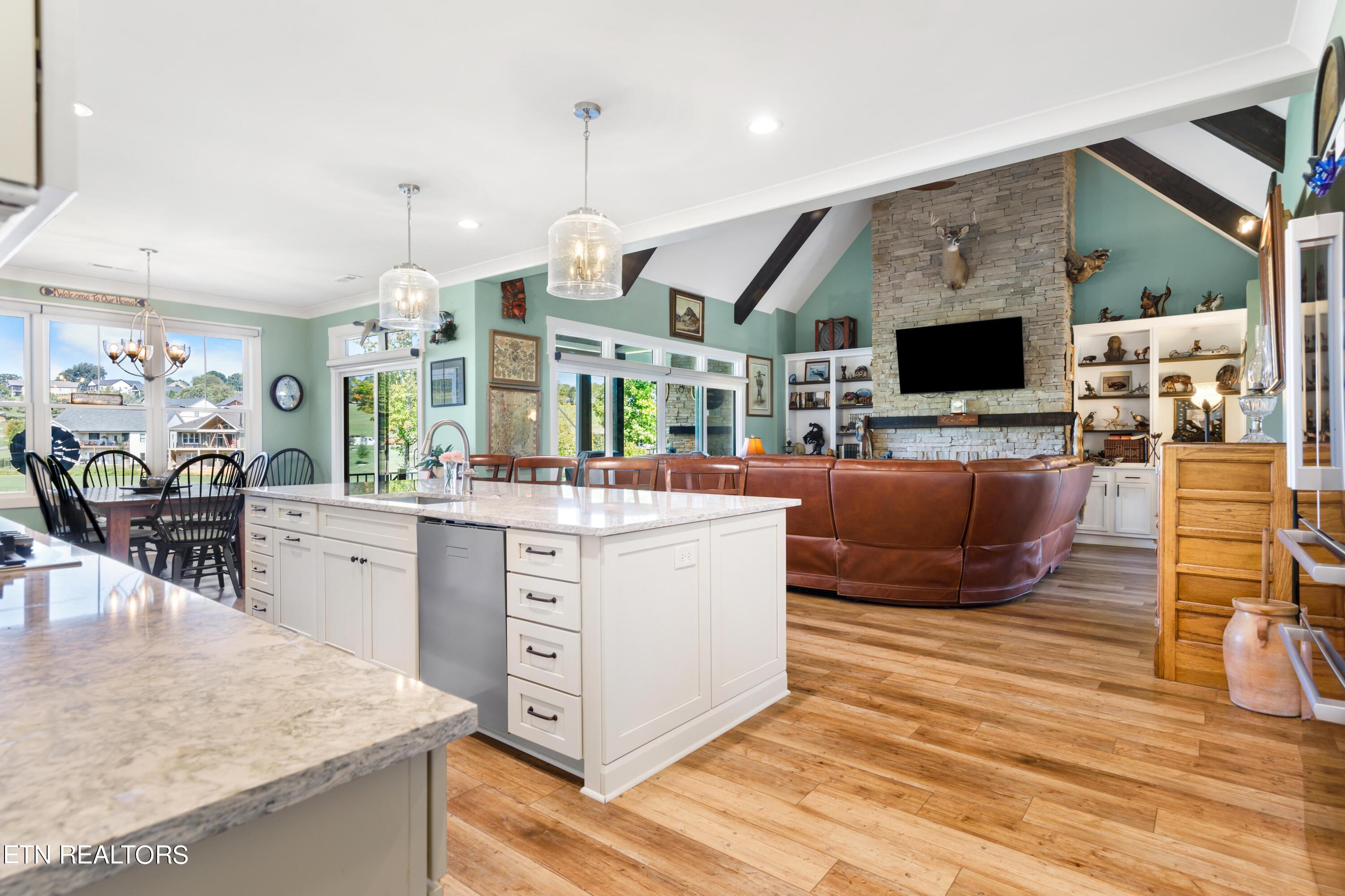 335 Indian Cave Drive Loudon TN 37774
