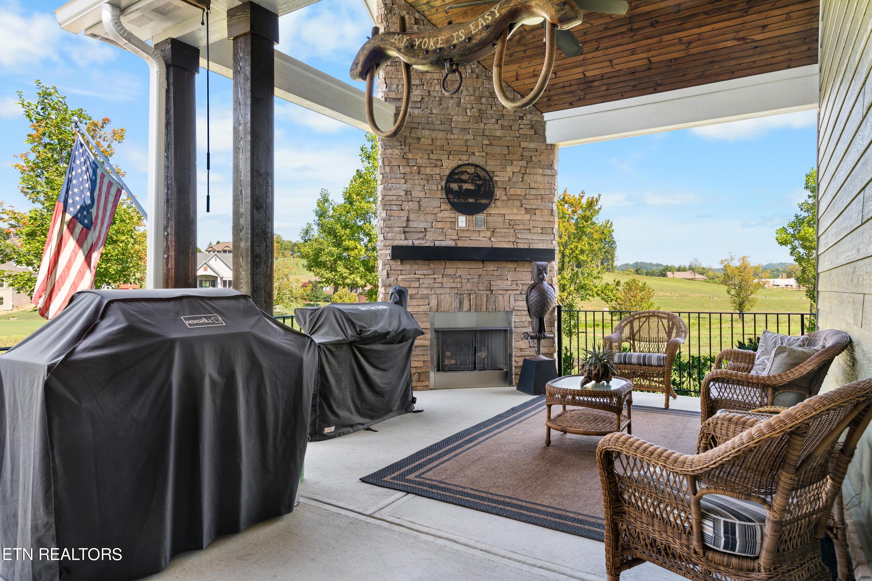 335 Indian Cave Drive Loudon TN 37774