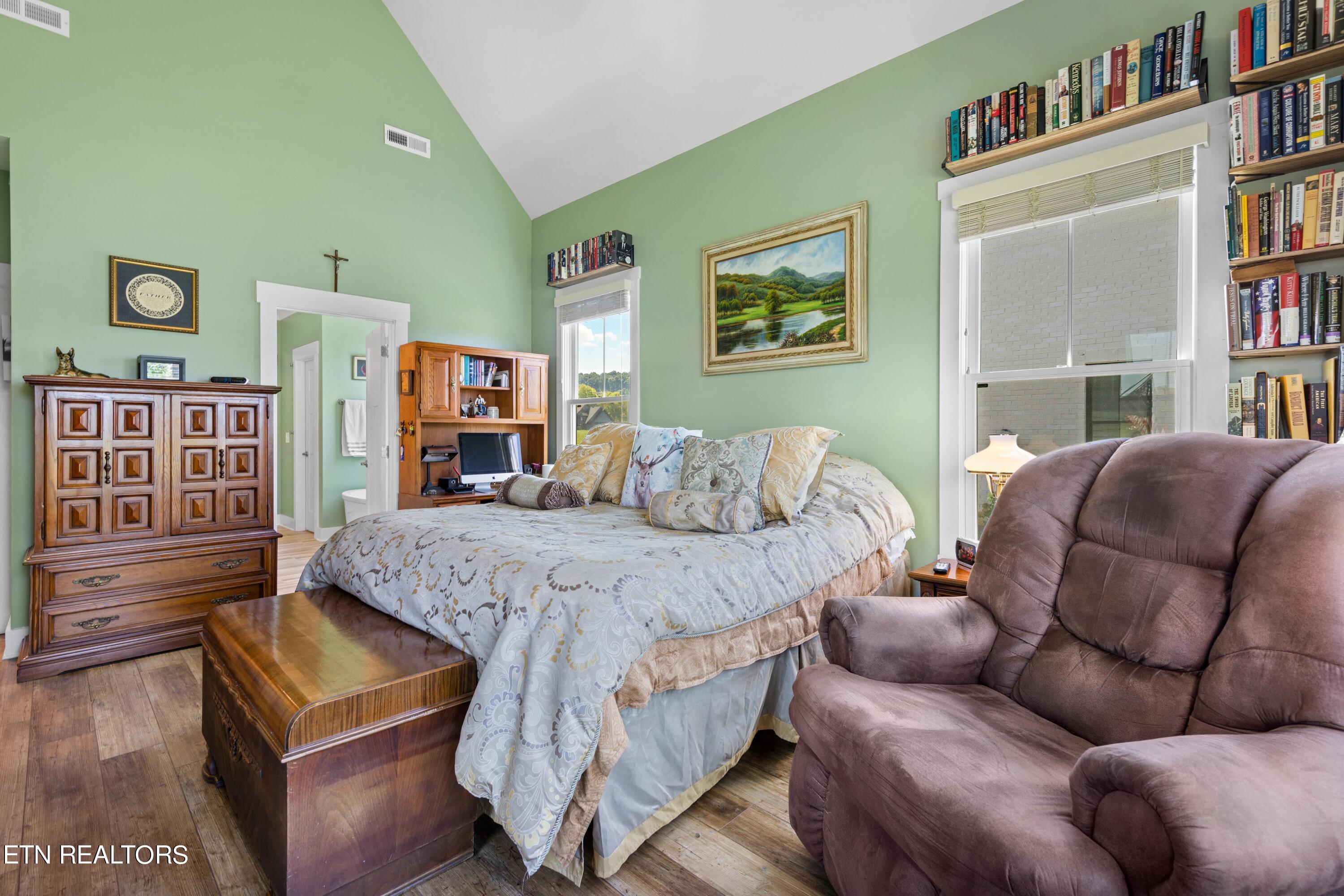 335 Indian Cave Drive Loudon TN 37774