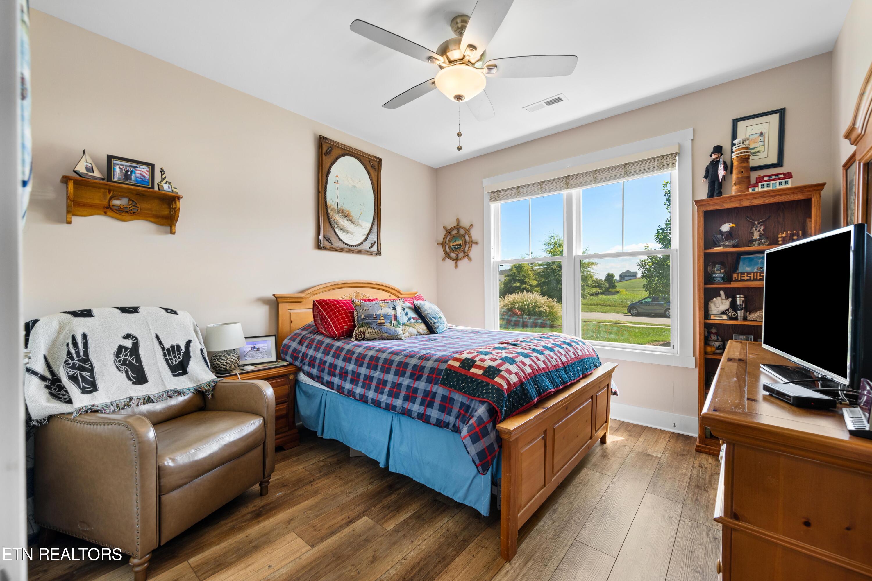 335 Indian Cave Drive Loudon TN 37774