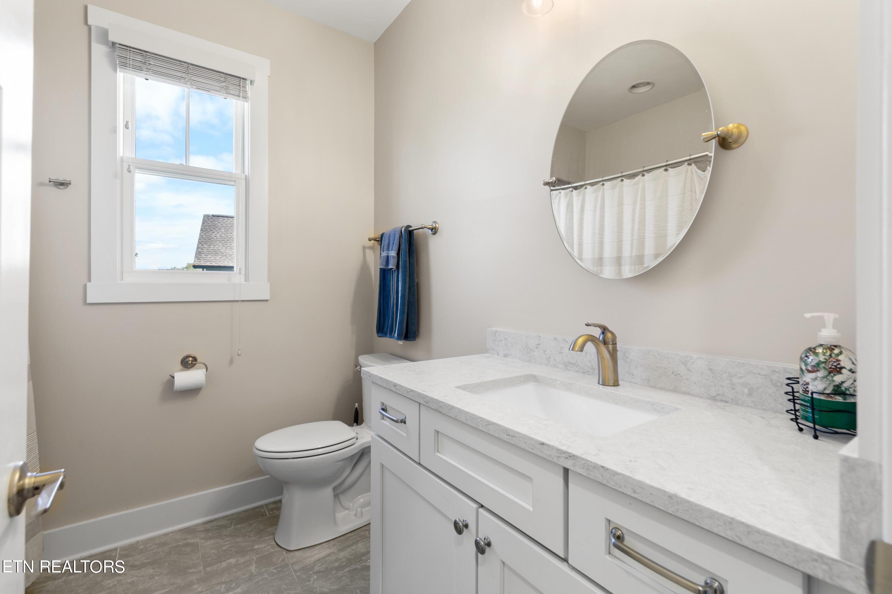 335 Indian Cave Drive Loudon TN 37774