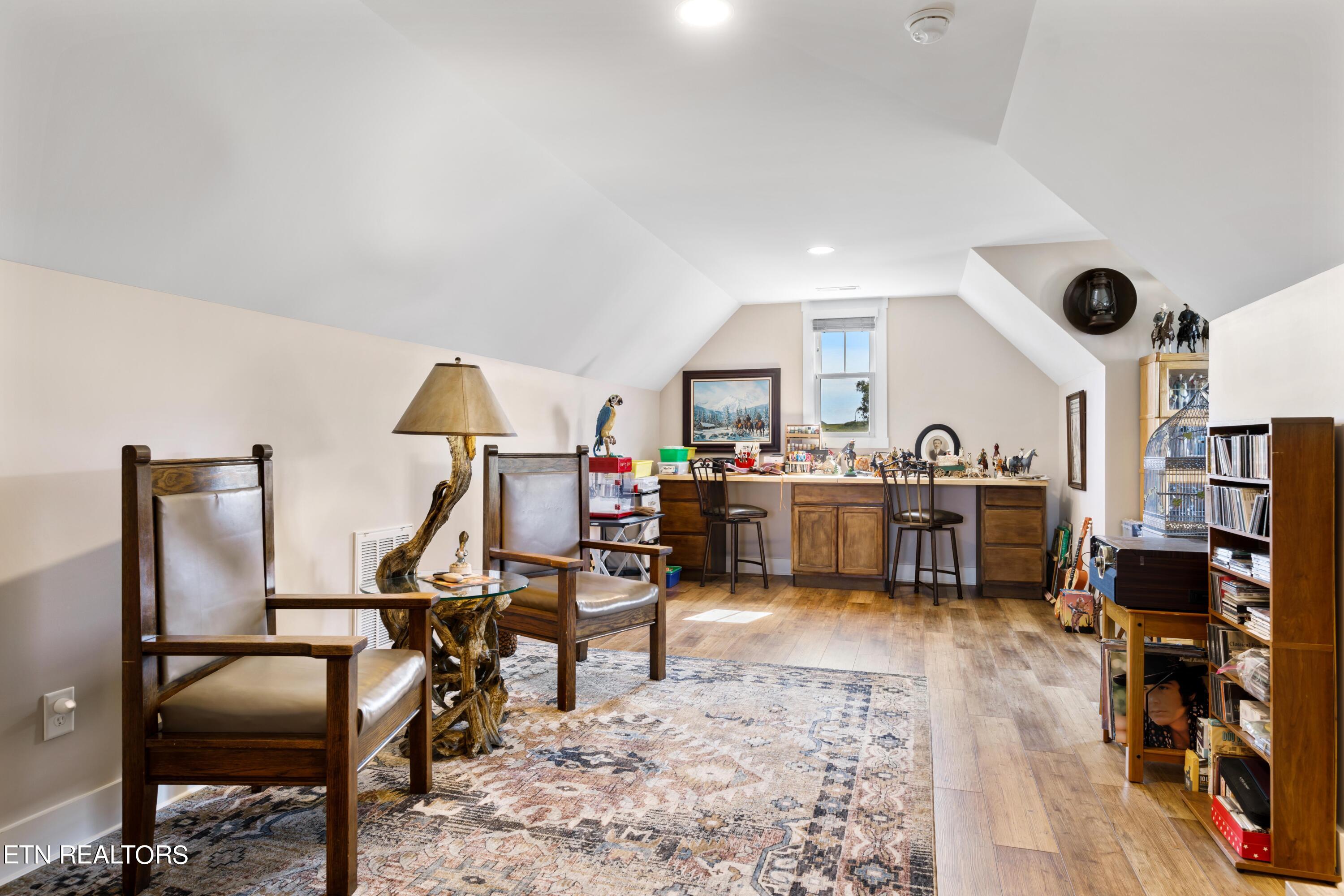 335 Indian Cave Drive Loudon TN 37774