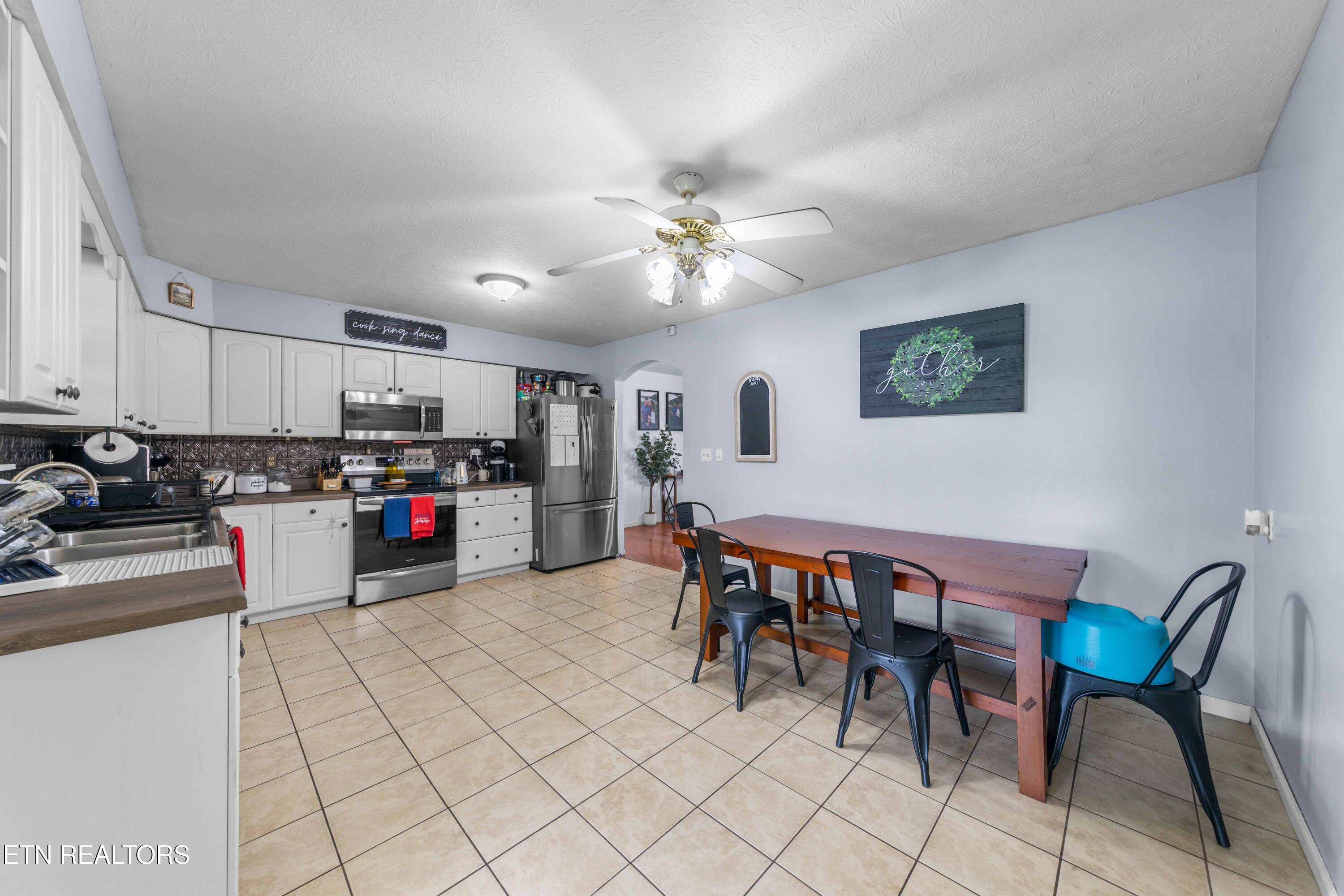 509 Camp Ridge Road Lafollette TN 37766