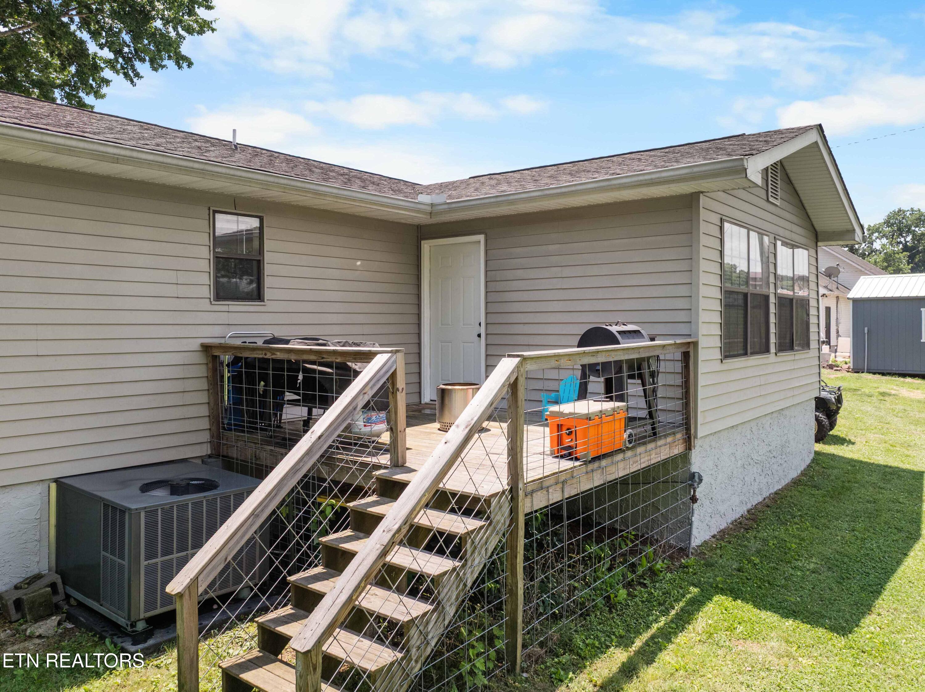 509 Camp Ridge Road Lafollette TN 37766