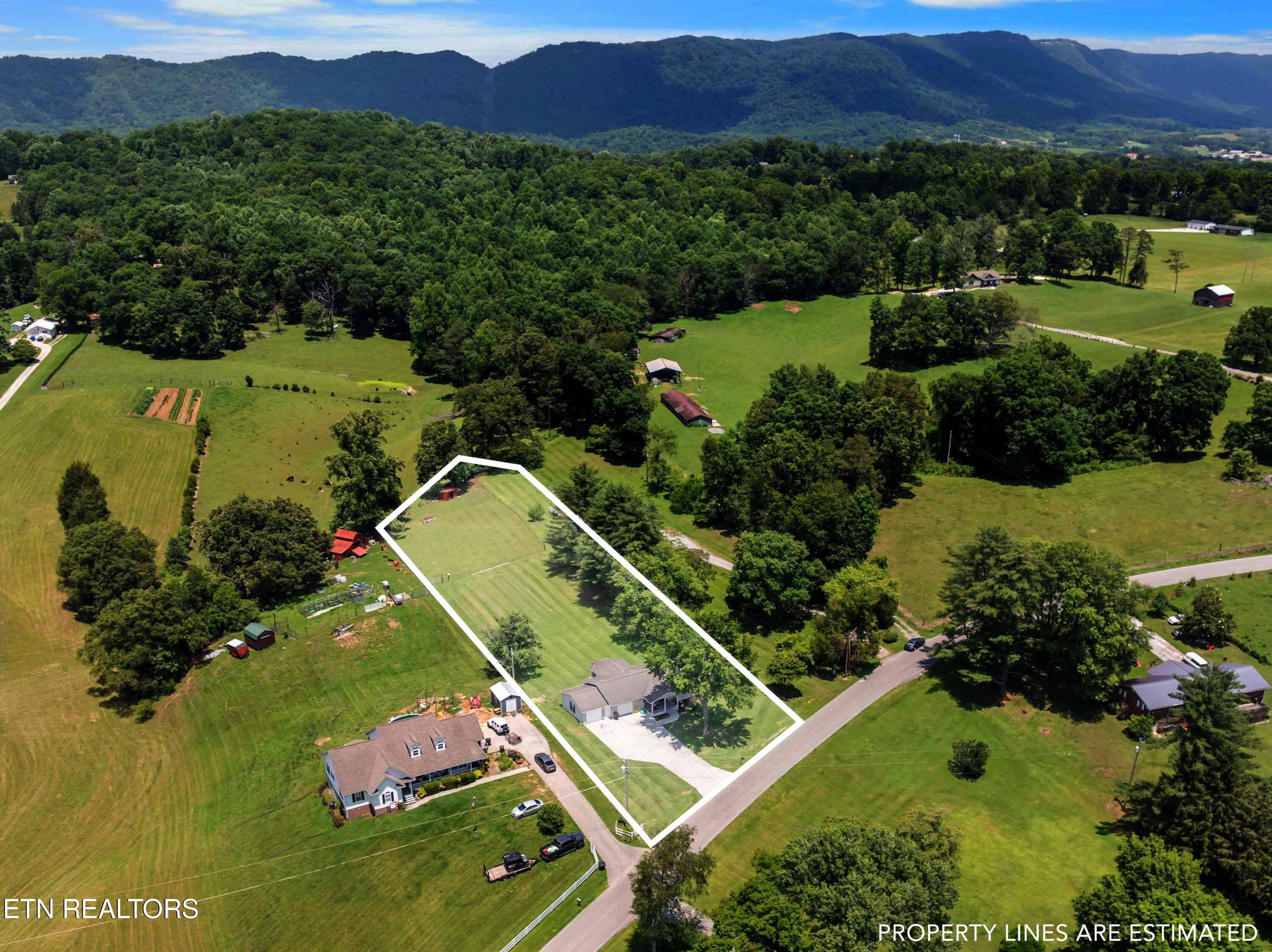 509 Camp Ridge Road Lafollette TN 37766