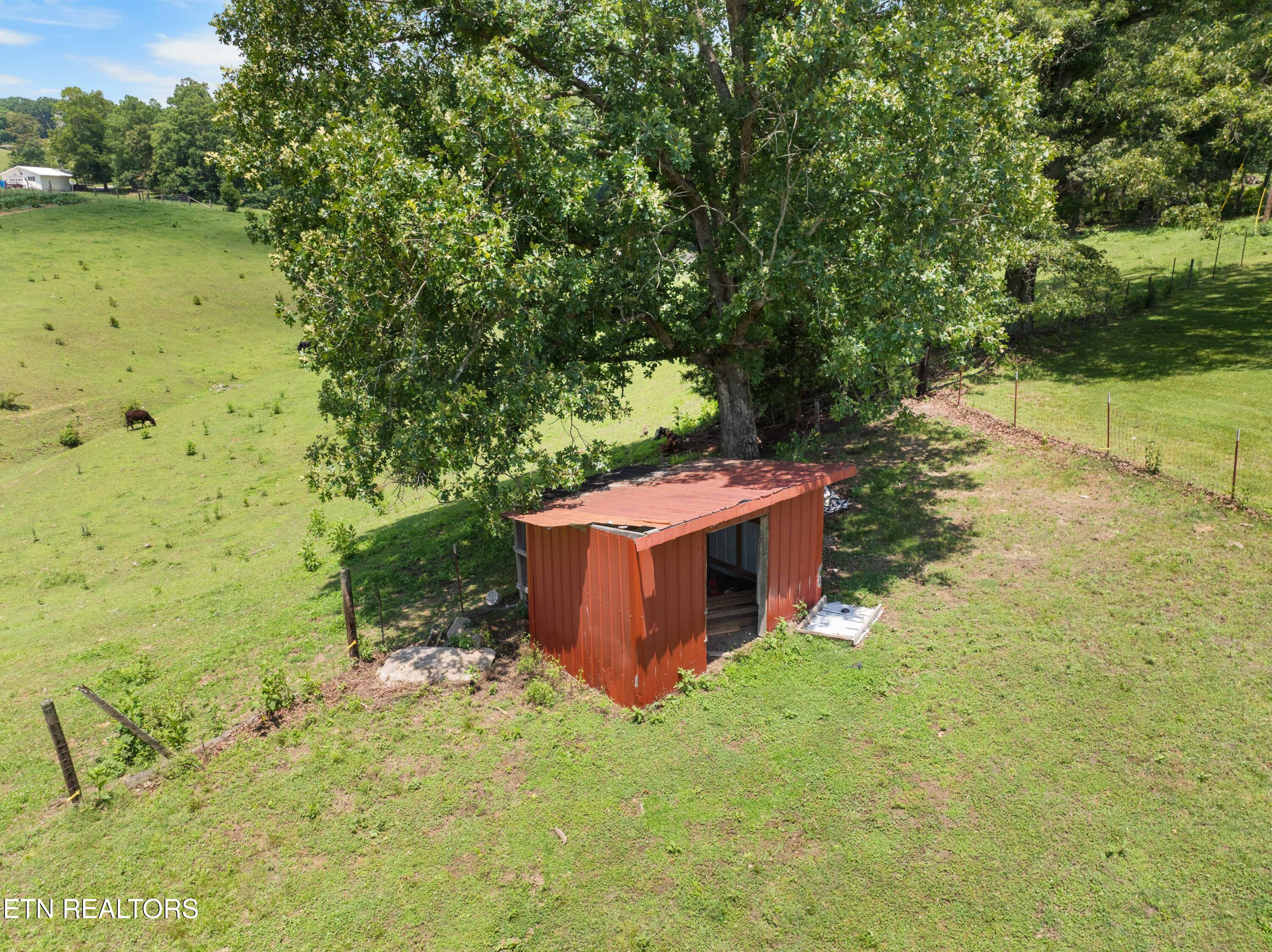 509 Camp Ridge Road Lafollette TN 37766