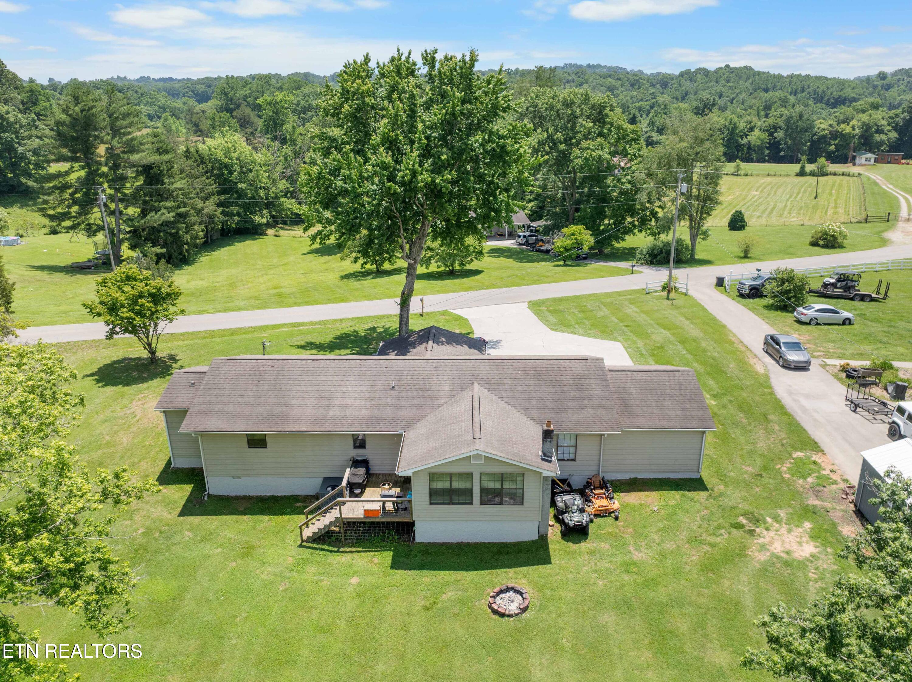 509 Camp Ridge Road Lafollette TN 37766